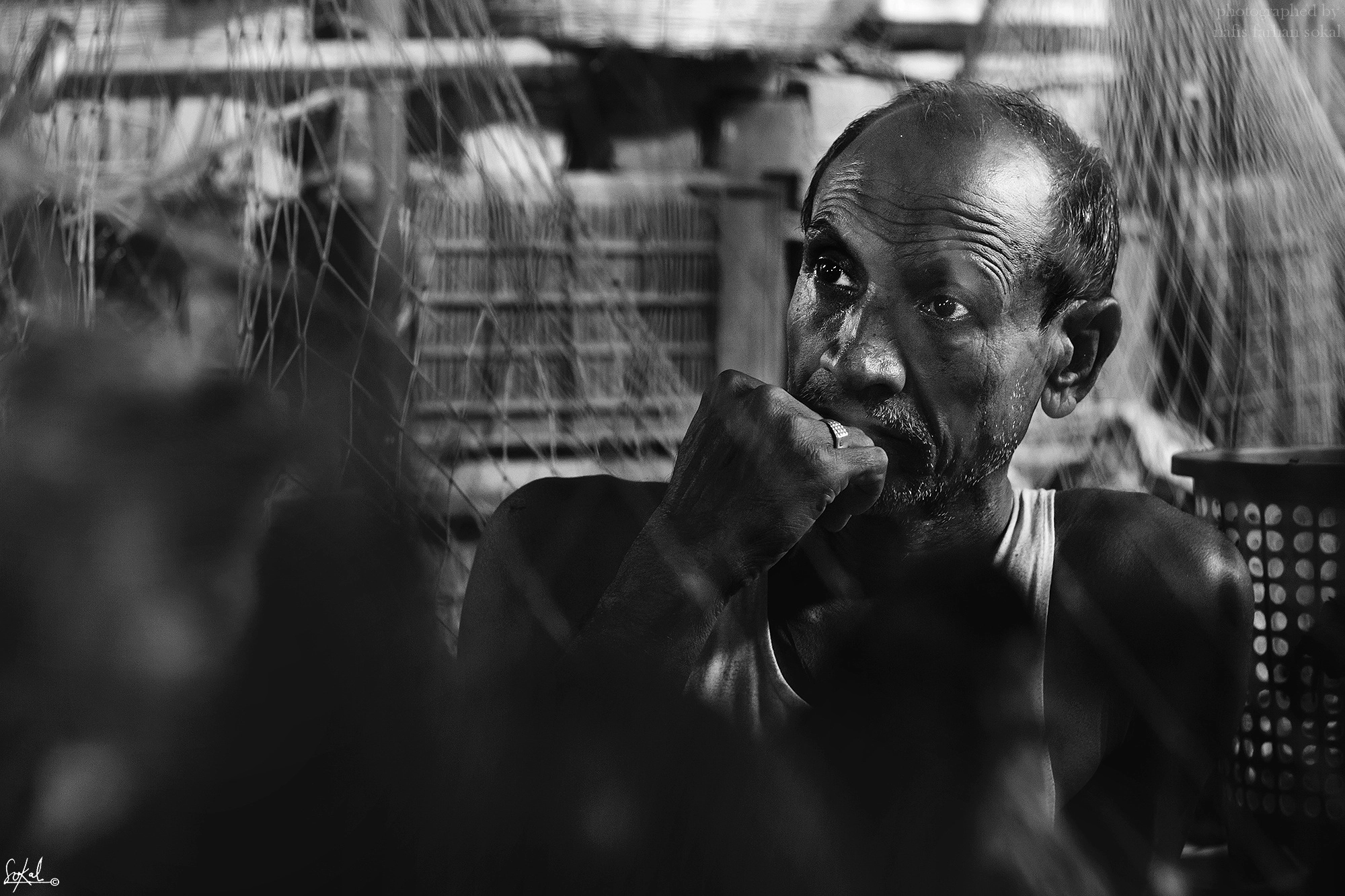 Canon EOS 7D + Canon EF 50mm F1.8 STM sample photo. Caged thoughts (b&w) photography