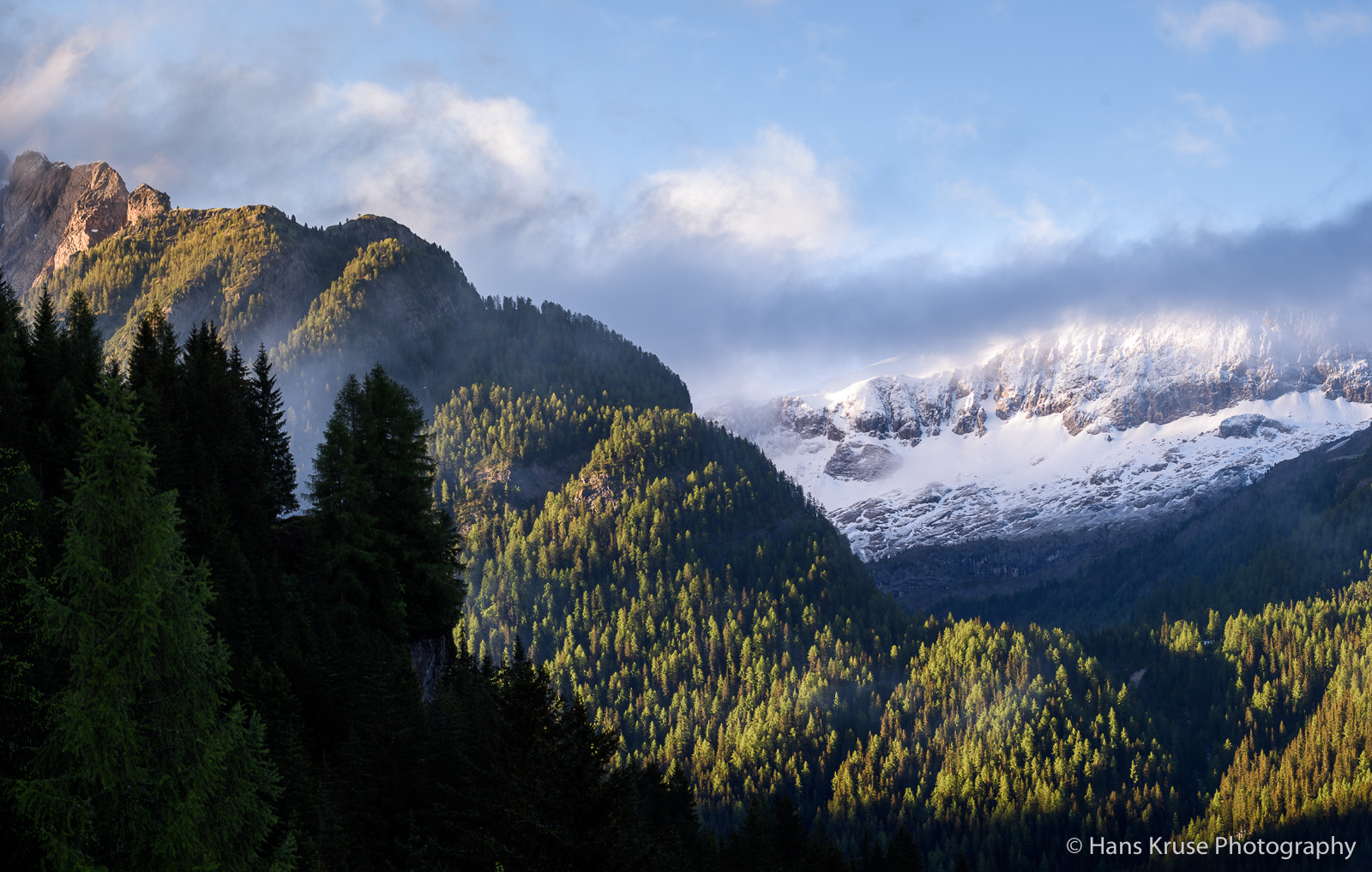 Nikon AF-S Nikkor 70-200mm F4G ED VR sample photo. Morning light coming photography