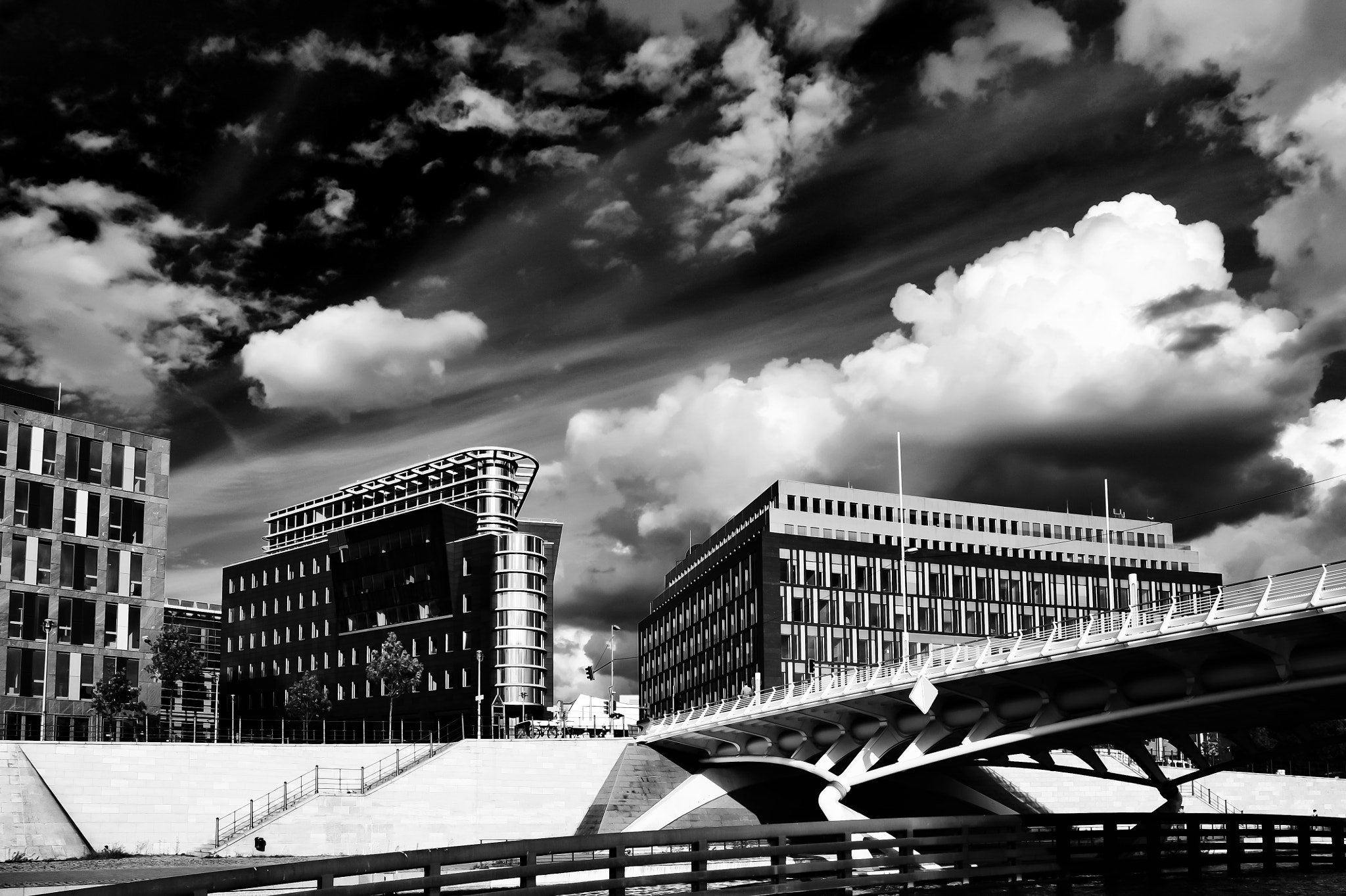 Nikon D700 sample photo. Cloud-building photography
