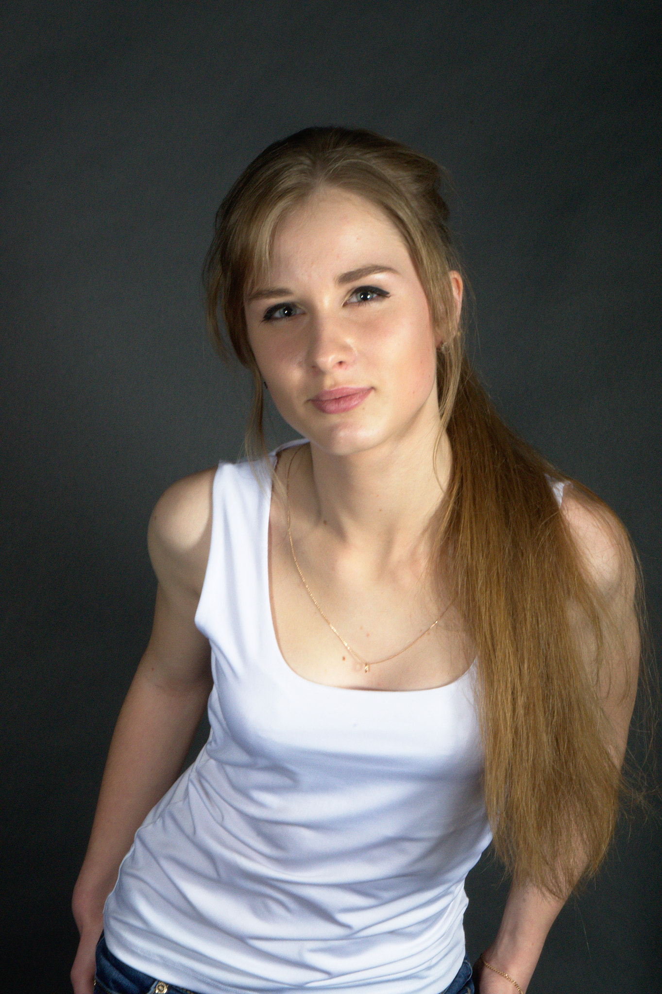 Nikon D5000 sample photo. Sophy photography