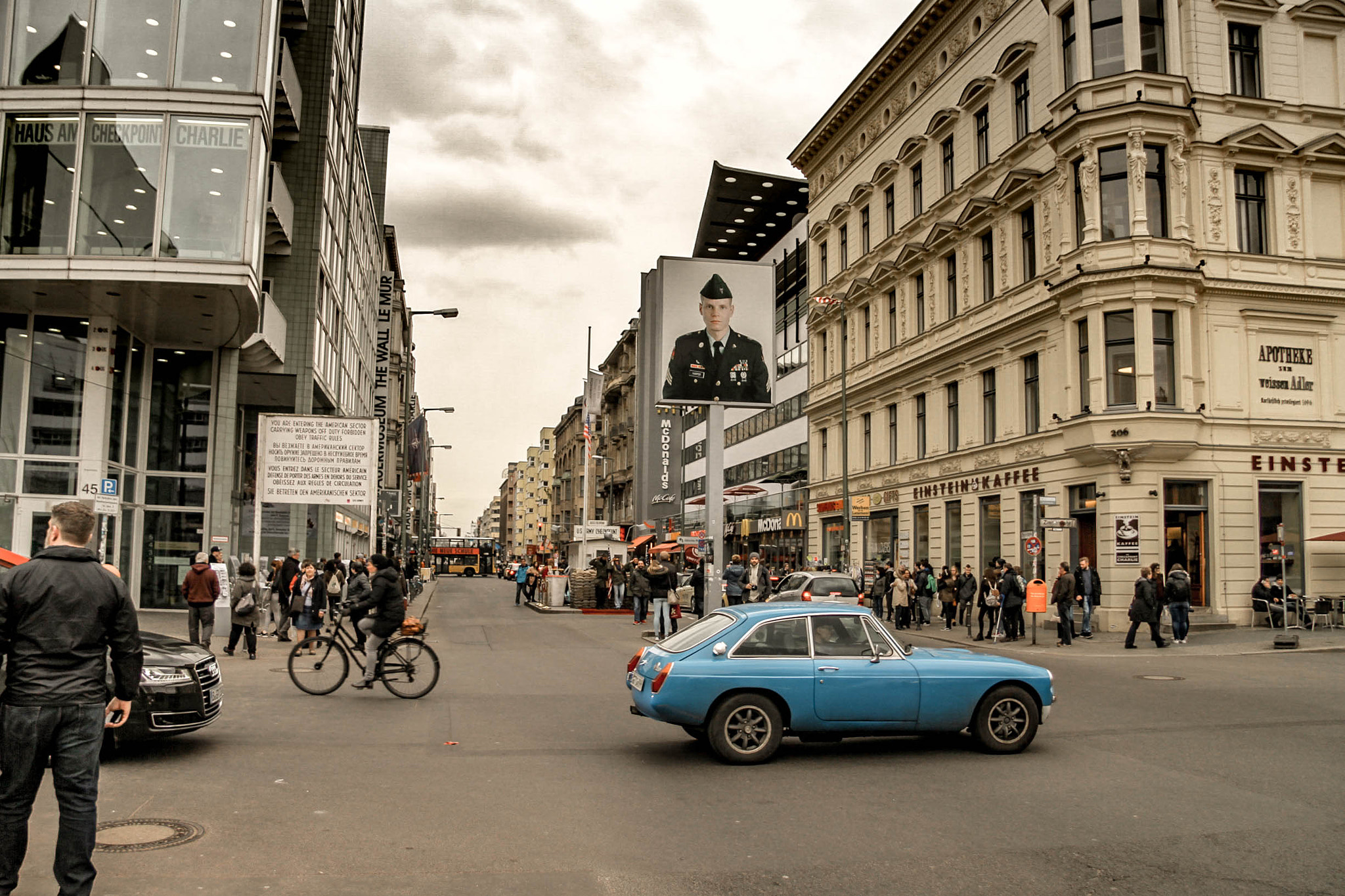 Canon EF-S 17-85mm F4-5.6 IS USM sample photo. Checkpoint charlie photography