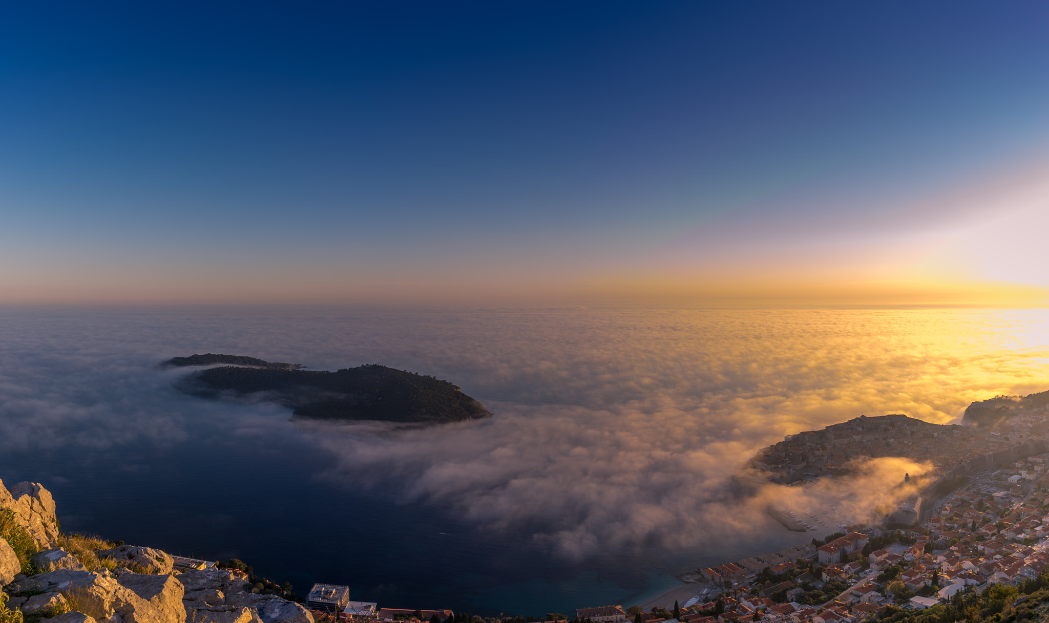 Sony a7 + Sony FE 28mm F2 sample photo. Dubrovnik photography