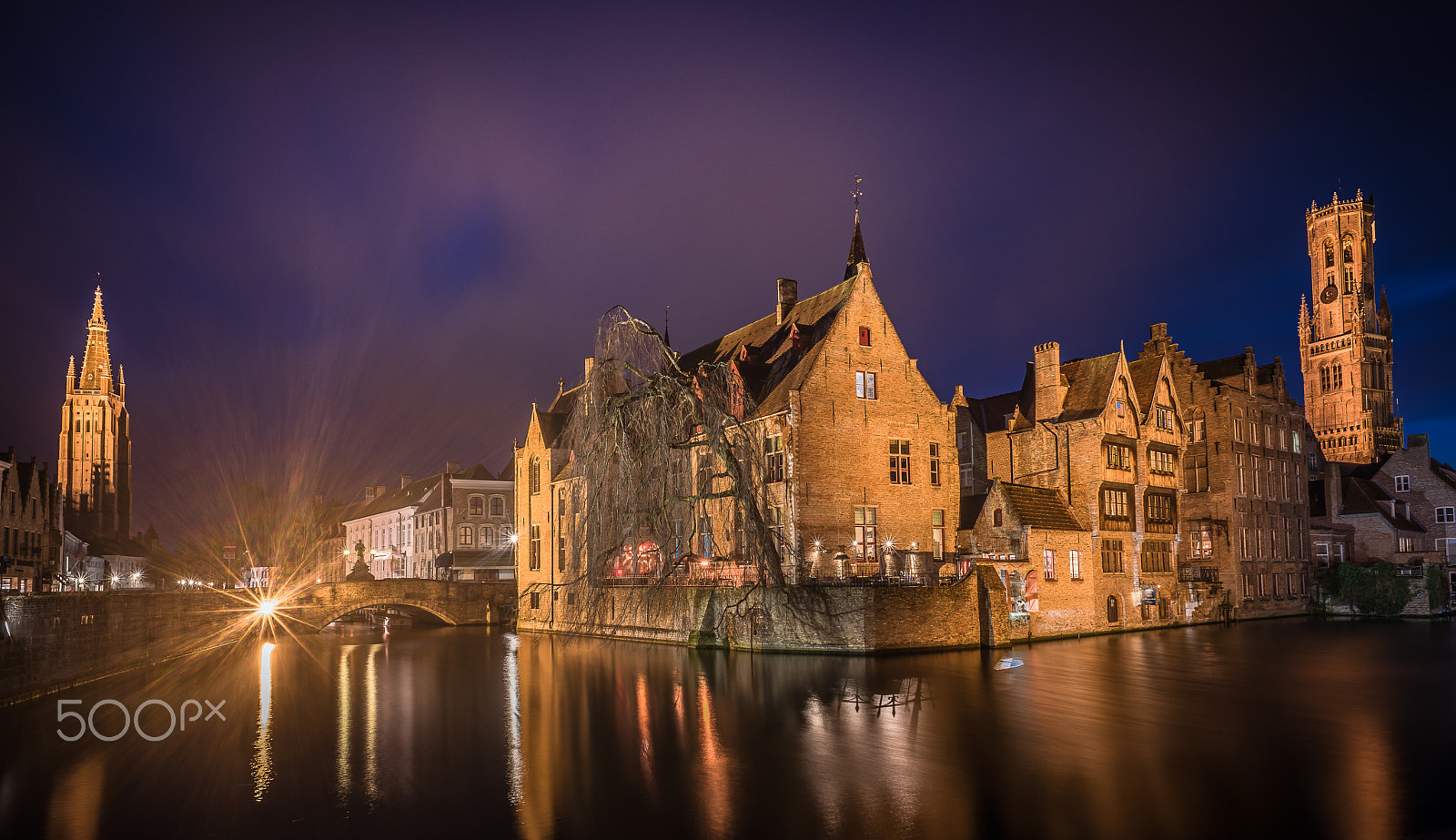 Nikon D750 + Nikon AF Nikkor 20mm F2.8D sample photo. Bruges at night photography