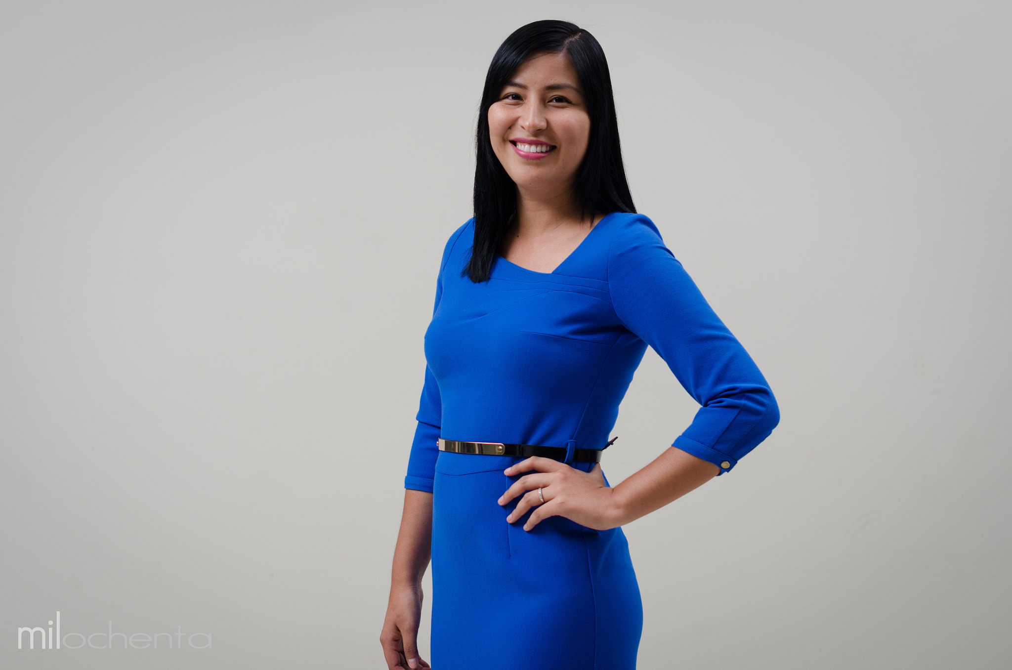 Nikon D5100 + Nikon AF-S Nikkor 50mm F1.4G sample photo. Blue smile photography
