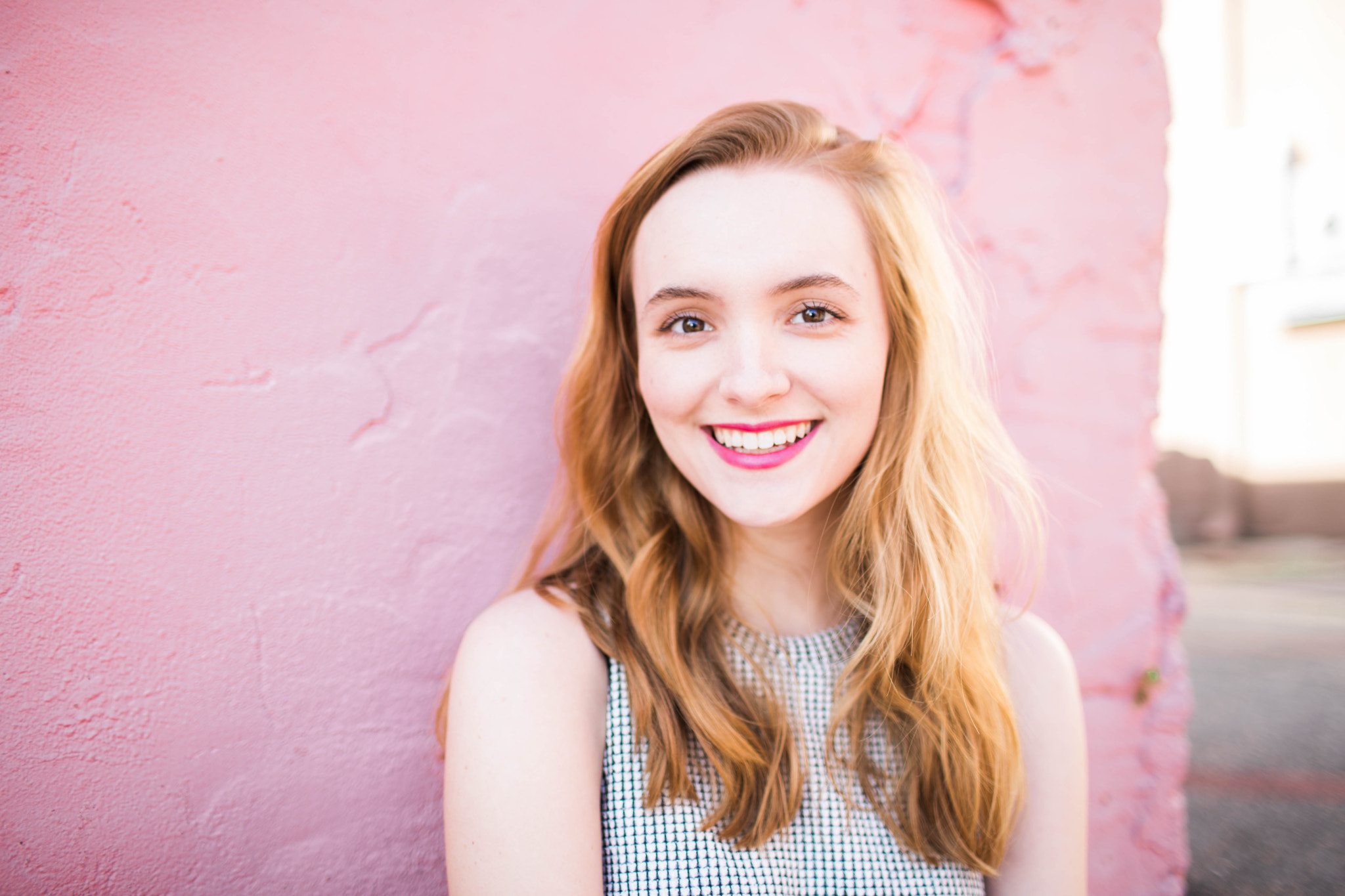 Canon EOS 6D + Canon EF 35mm F1.4L USM sample photo. Pink photography