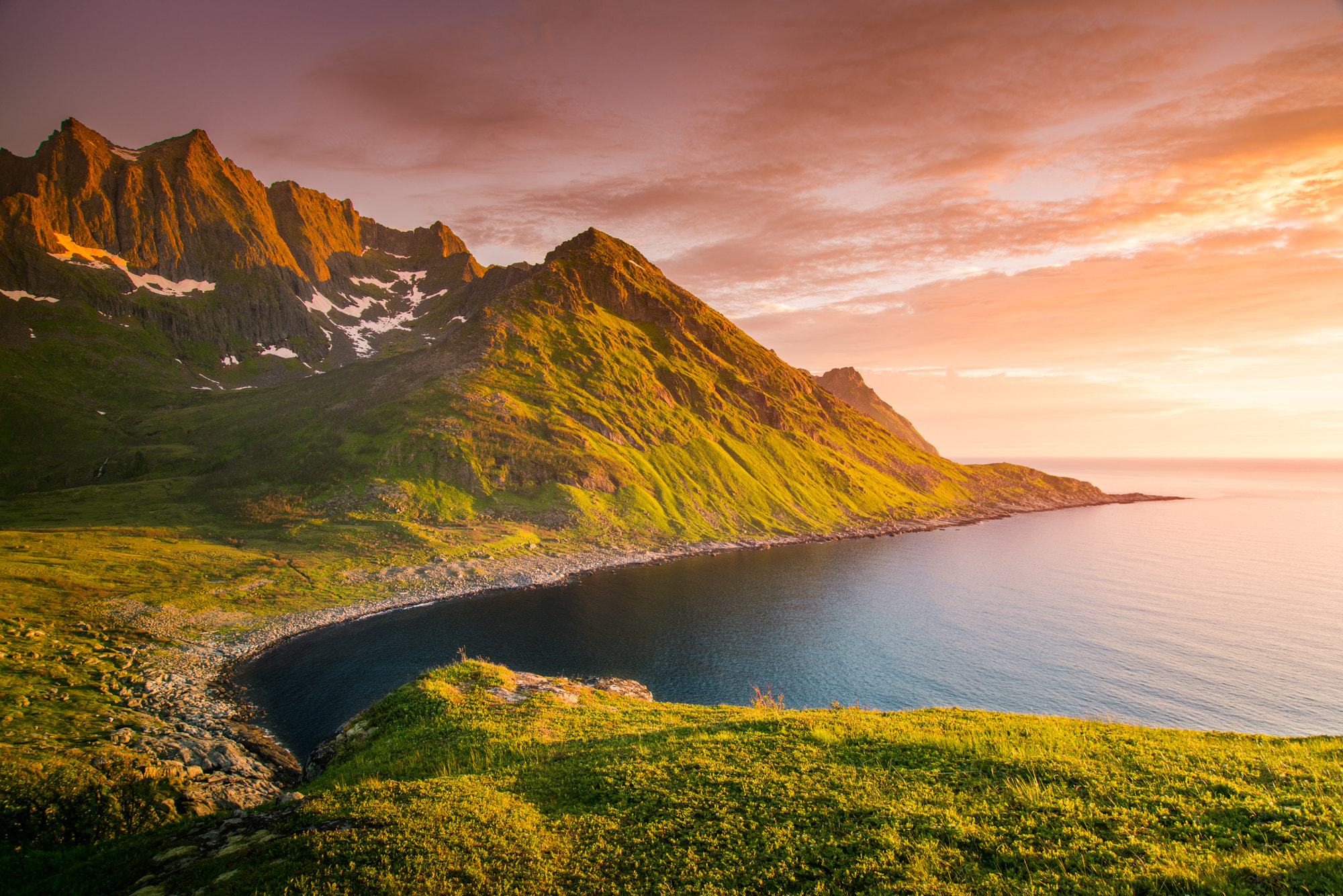 Sony a7R II + 24-105mm F4 sample photo. Midnight sun at mefjordvaer photography