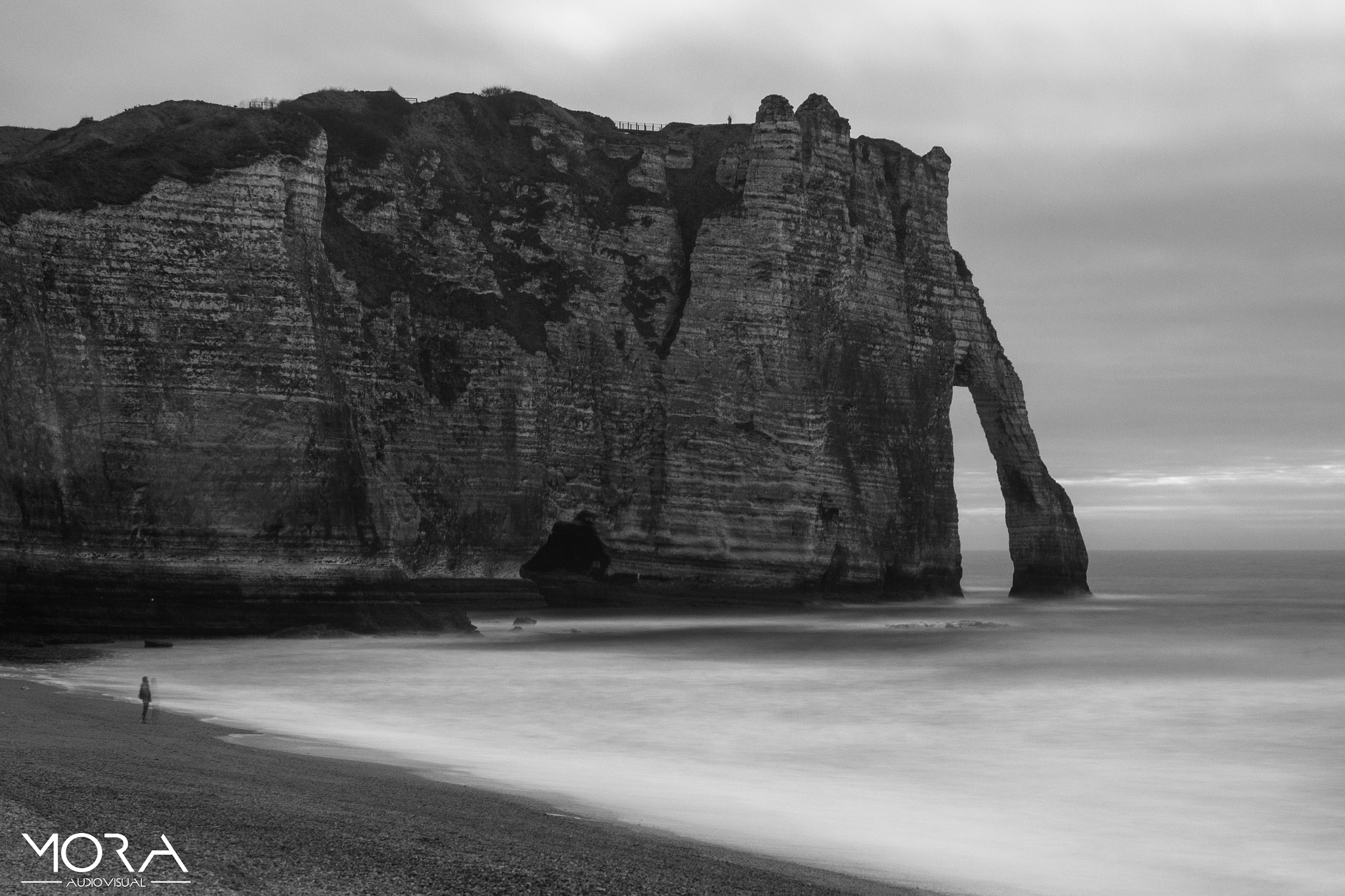 Canon EF 24-70mm F4L IS USM sample photo. Acantilados de etretat photography