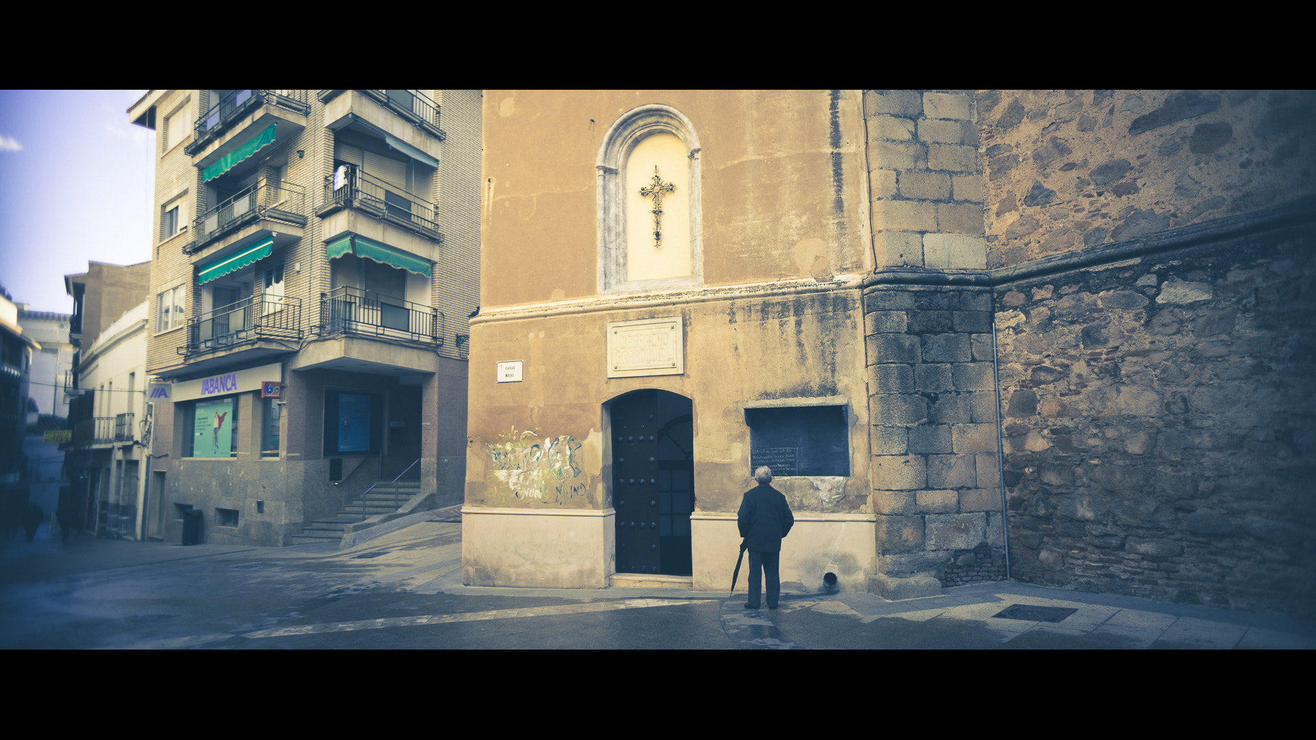 Sony E 16mm F2.8 sample photo. Checking the list that no one wish to be in photography