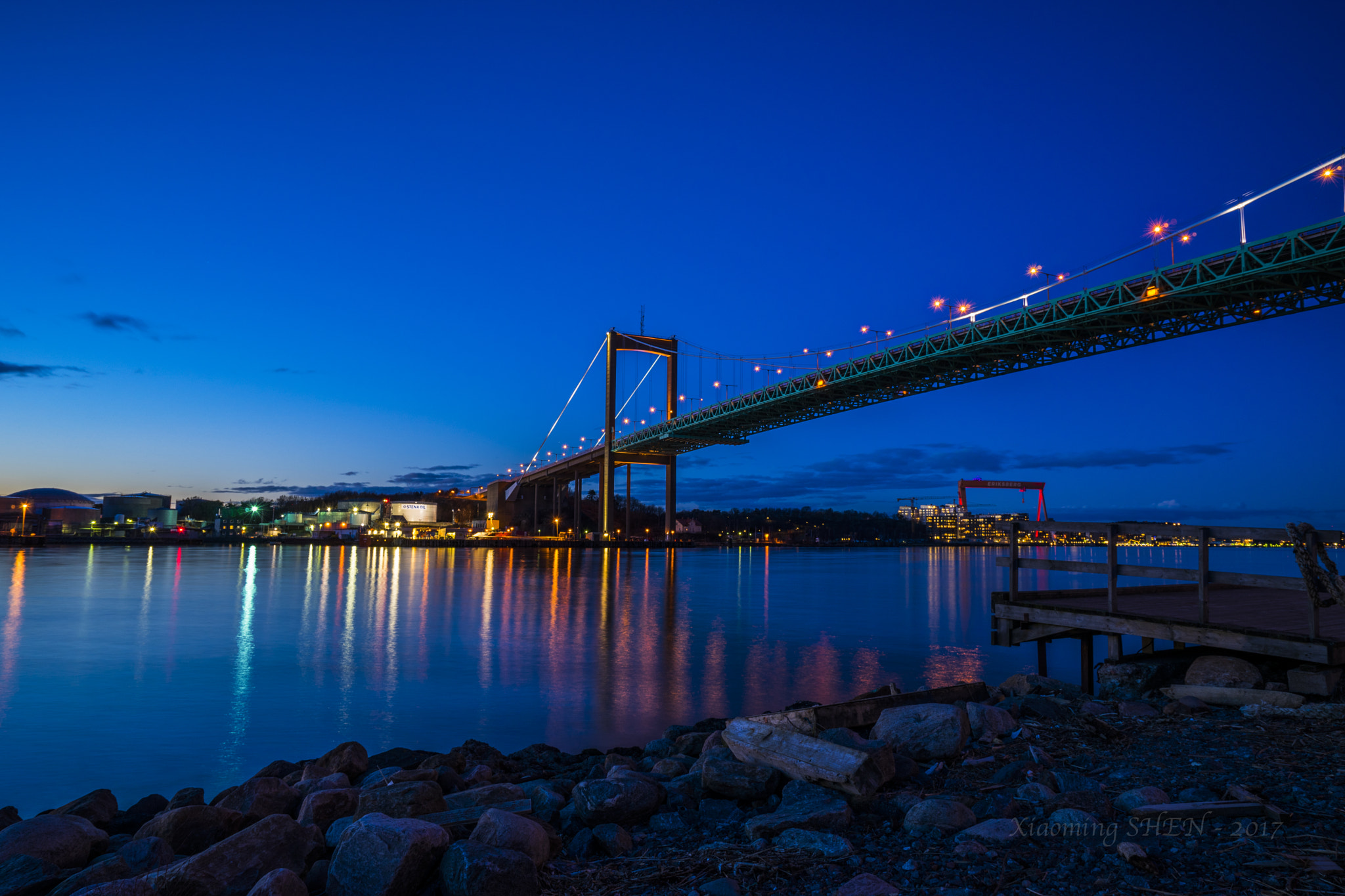 Sony a7 + Sony Vario-Tessar T* FE 16-35mm F4 ZA OSS sample photo. This is göteborg night photography