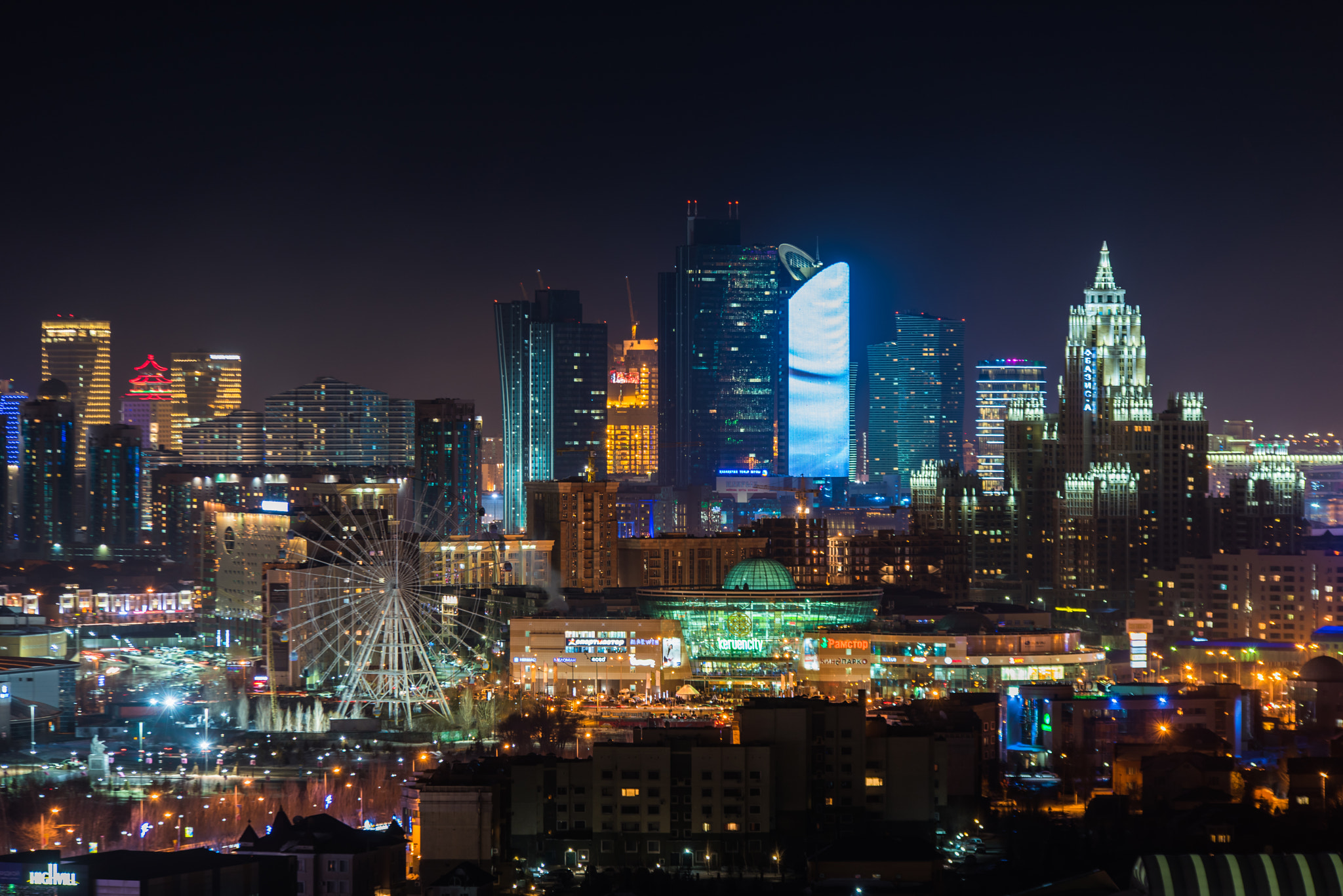 Sigma 70-200mm F2.8 EX DG OS HSM sample photo. Night in astana photography