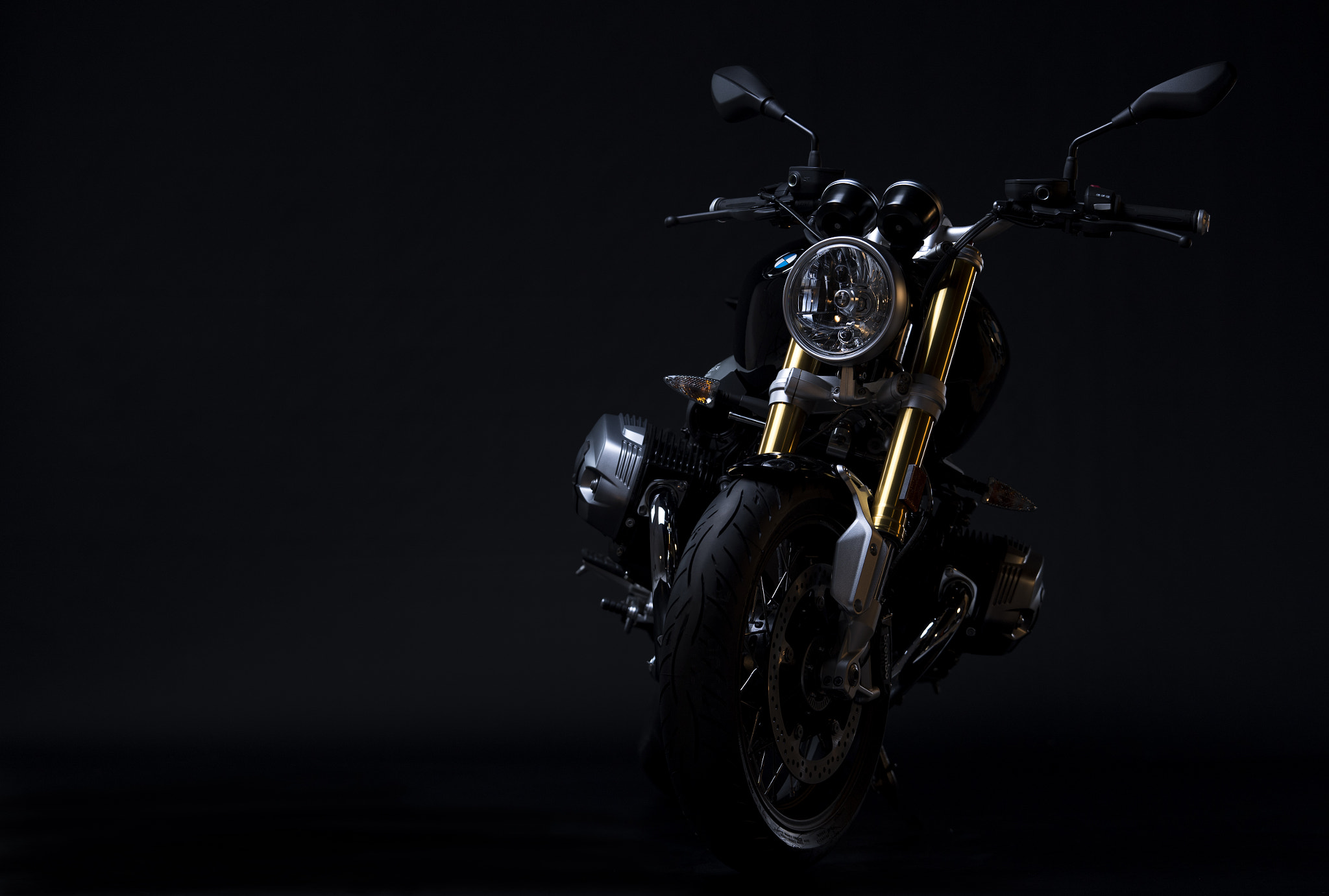 Nikon AF-S Nikkor 200mm F2G ED-IF VR sample photo. Bmw r nine t 2017 photography