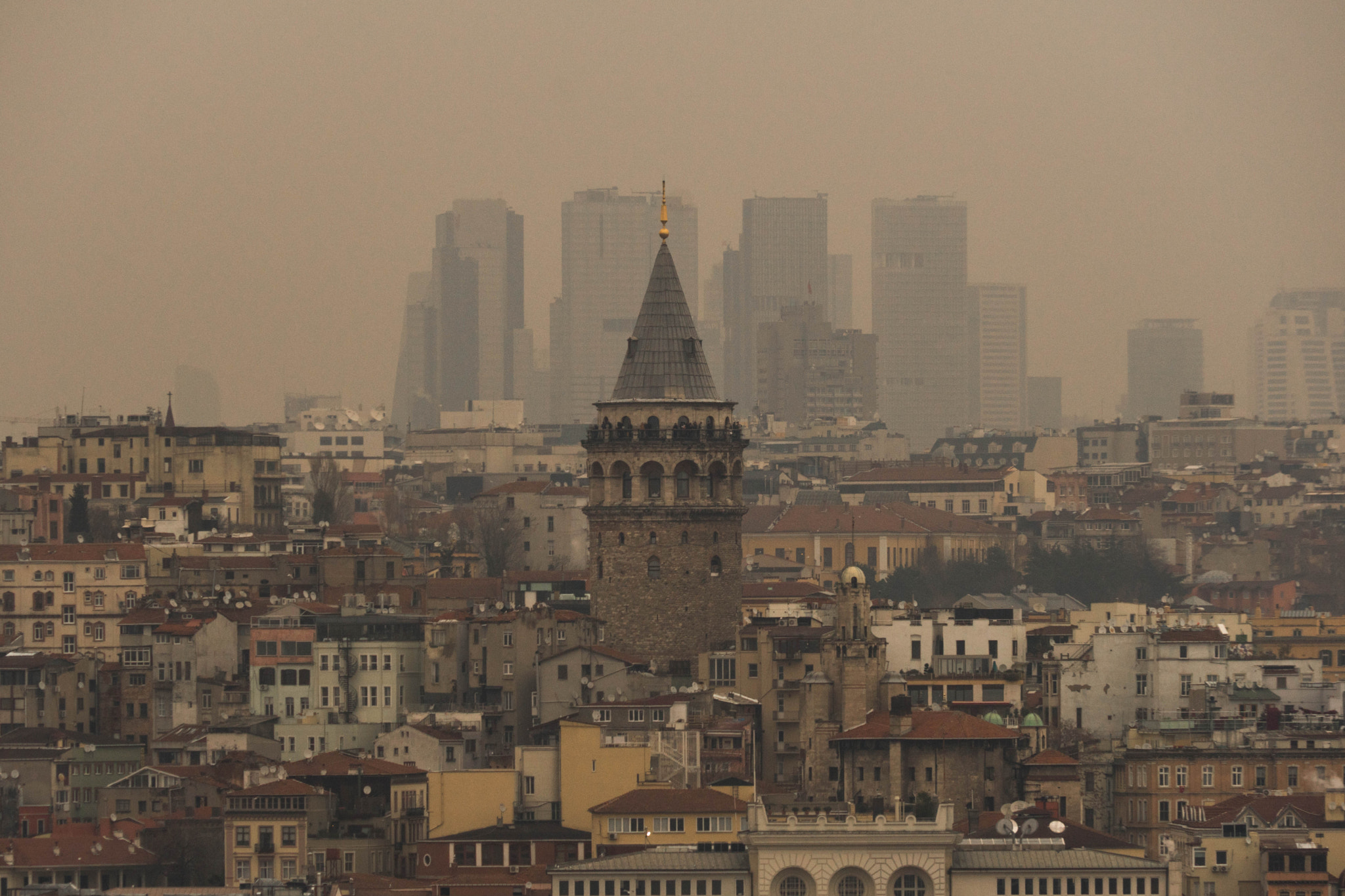 Sony a6300 + Sony FE 24-240mm F3.5-6.3 OSS sample photo. İstanbul galata tower photography