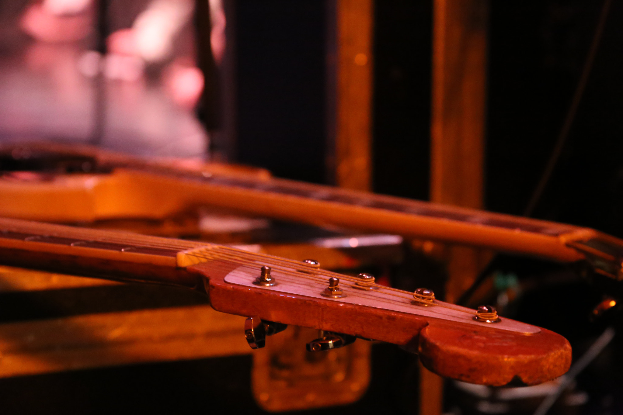 Canon EF 28-135mm F3.5-5.6 IS USM sample photo. Blonde redhead @ columbia theater photography