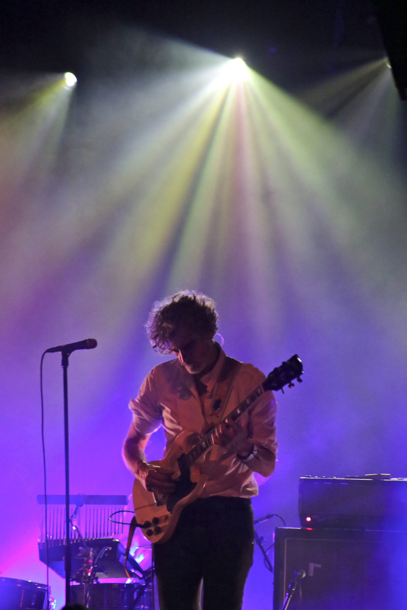 Canon EF 75-300mm f/4-5.6 USM sample photo. Blonde redhead @ columbia theater photography