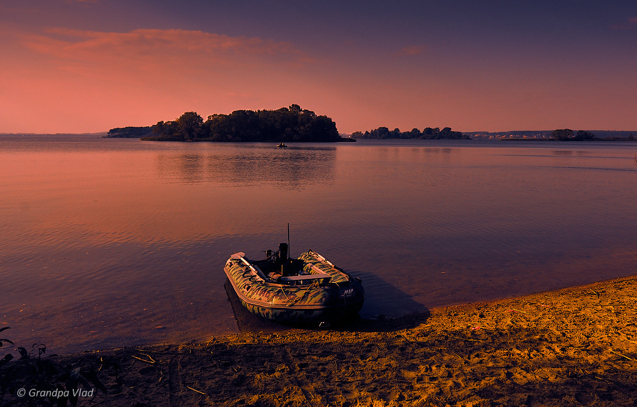 Canon EOS 1100D (EOS Rebel T3 / EOS Kiss X50) sample photo. Evening fishing... photography