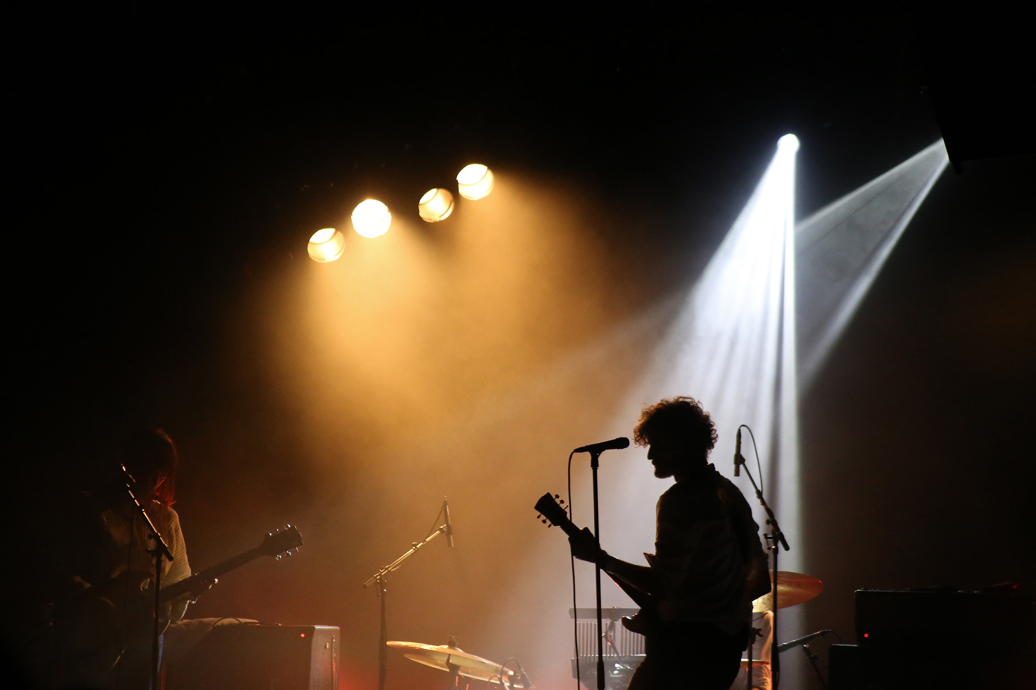 Canon EF 75-300mm f/4-5.6 USM sample photo. Blonde redhead @ columbia theater photography