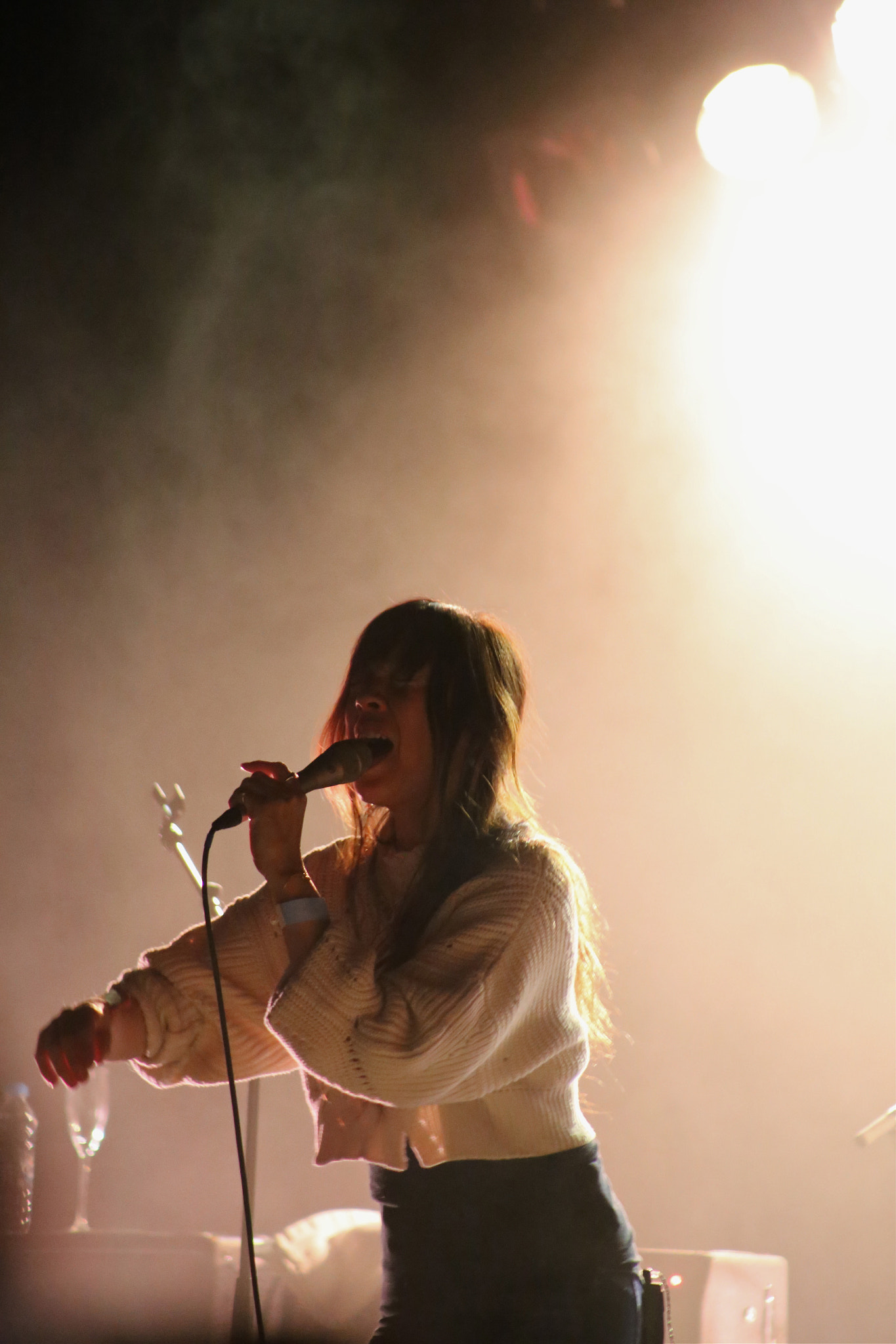 Canon EF 75-300mm f/4-5.6 USM sample photo. Blonde redhead @ columbia theater photography