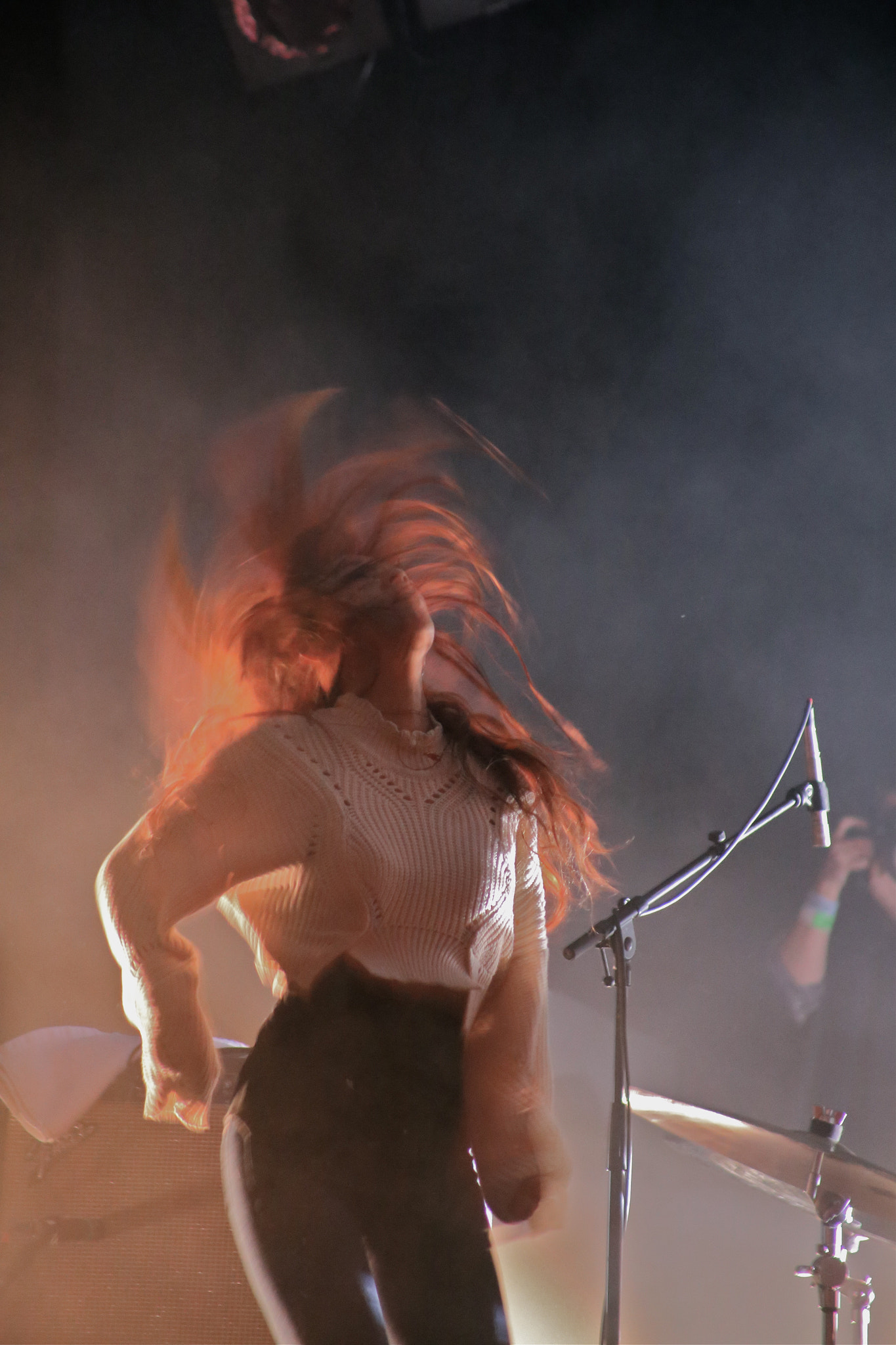 Canon EF 75-300mm f/4-5.6 USM sample photo. Blonde redhead @ columbia theater photography