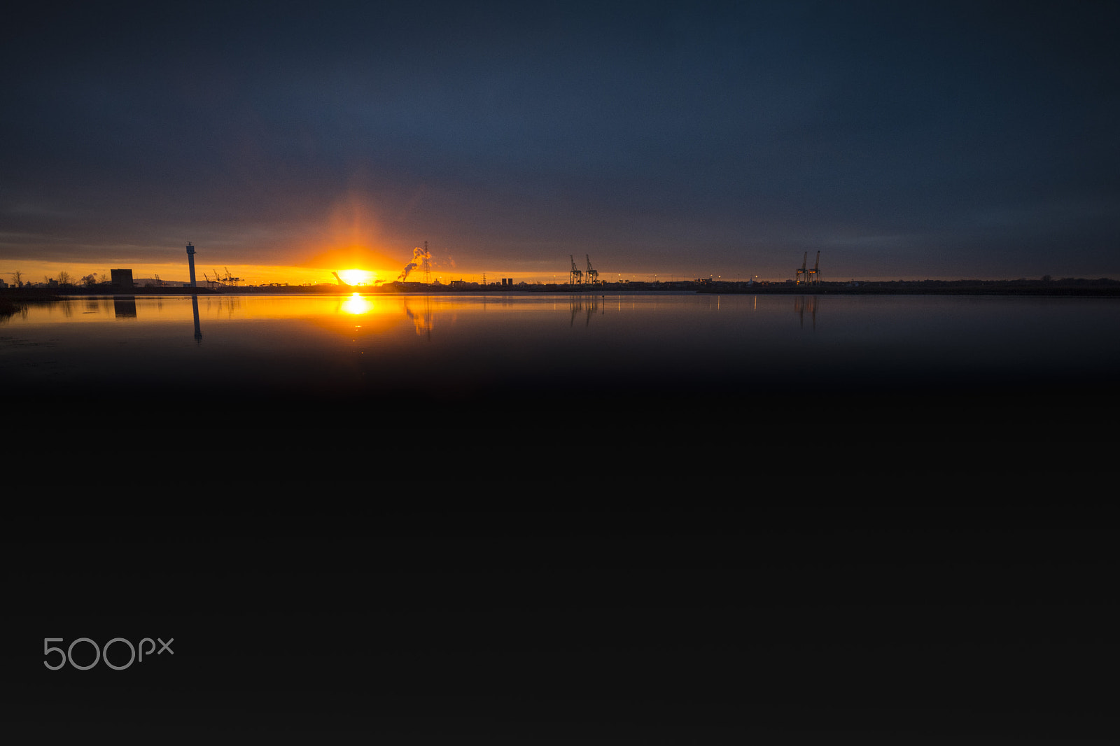 Sigma 10-20mm F4-5.6 EX DC HSM sample photo. Montreal sunset from the south shore photography