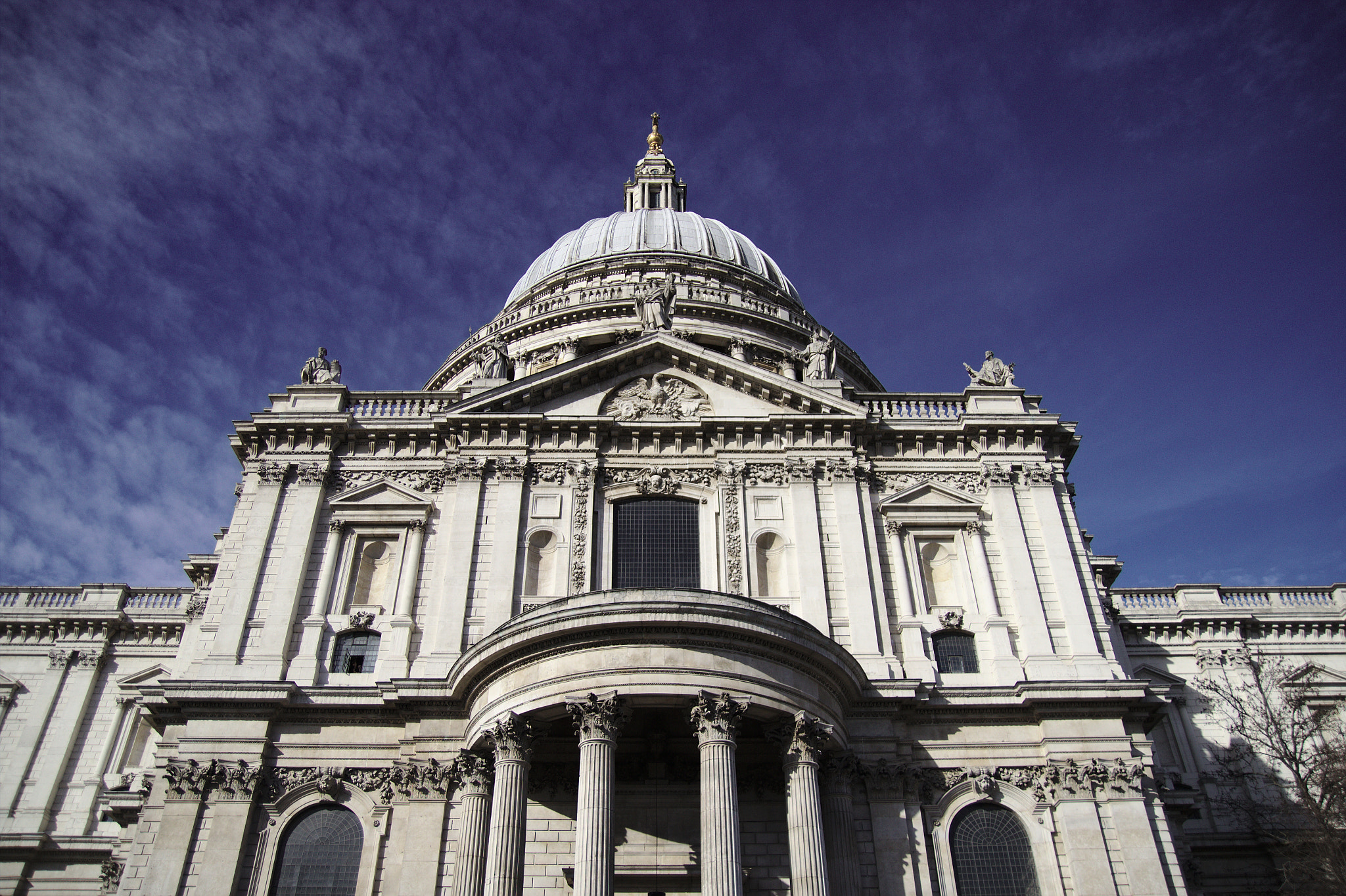 Tamron SP AF 17-50mm F2.8 XR Di II LD Aspherical (IF) sample photo. St paul's cathedral, london photography
