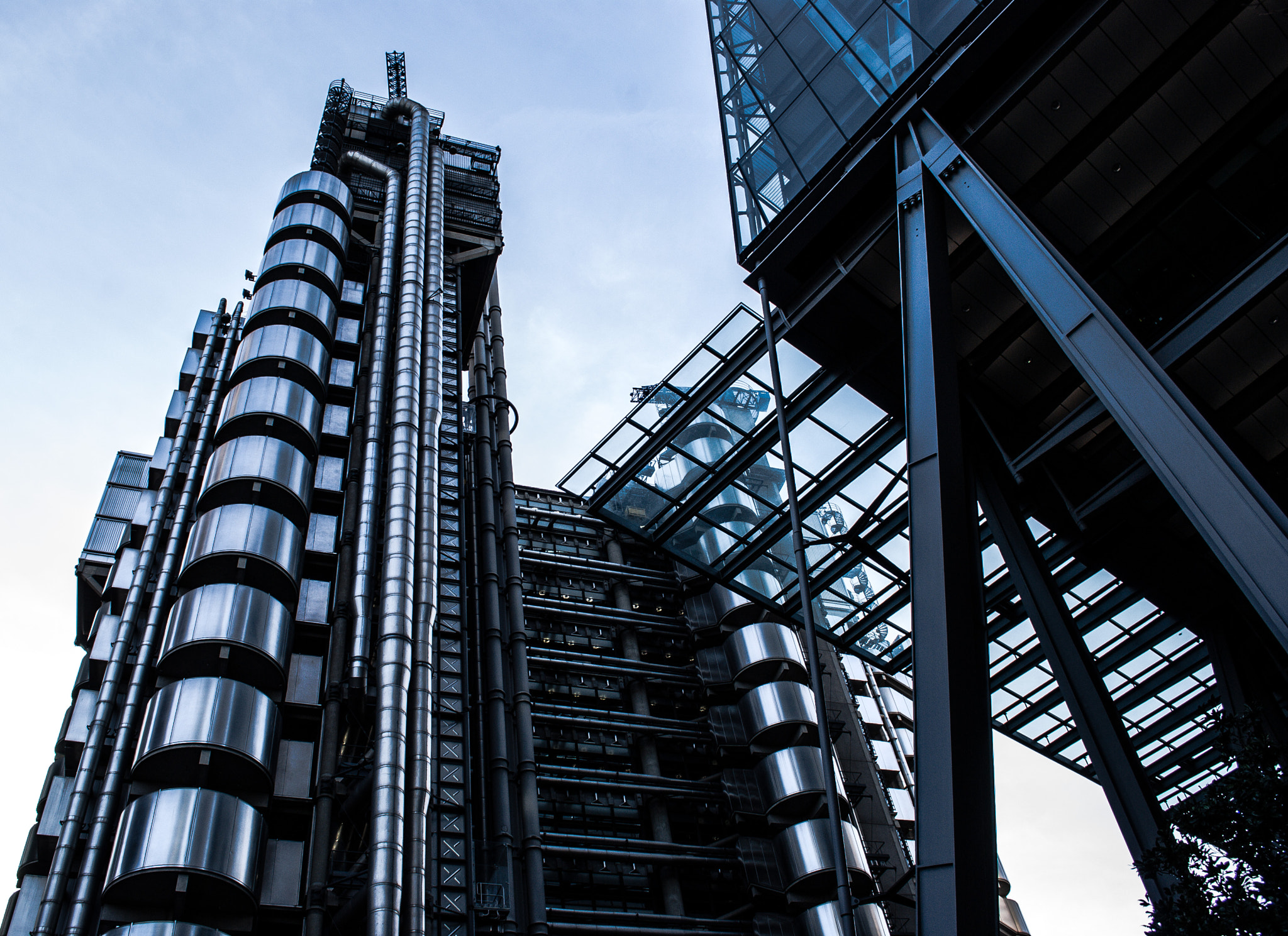 Nikon D80 sample photo. Lloyds building, london. photography
