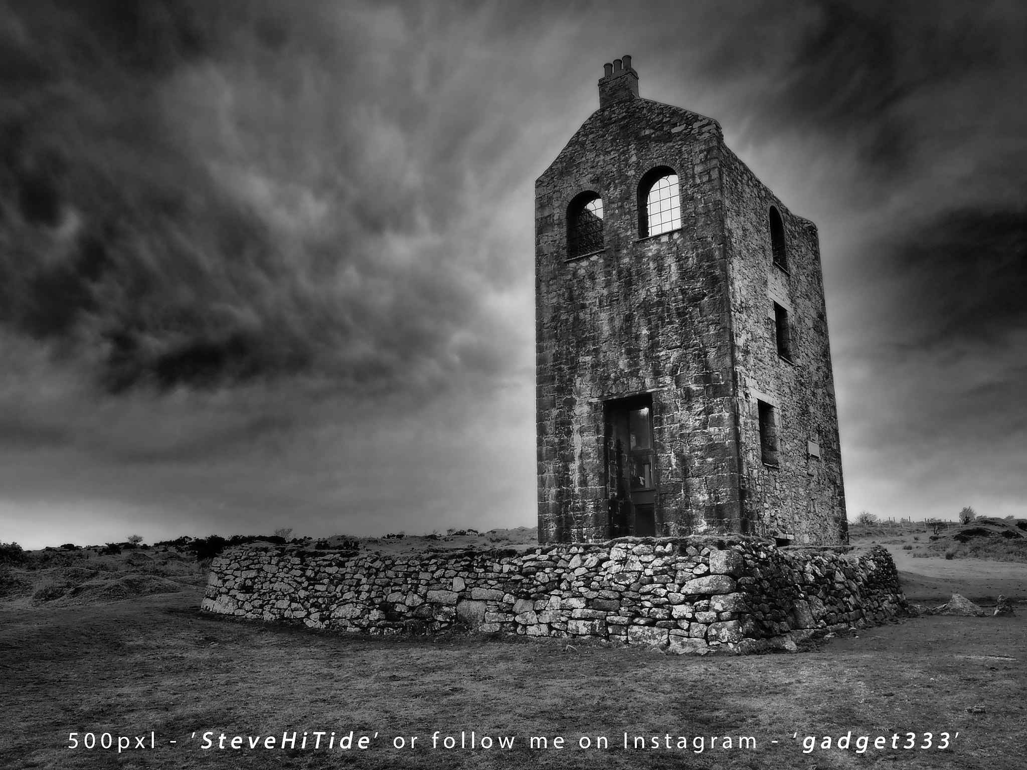 Olympus PEN-F sample photo. Cornish tin mine photography