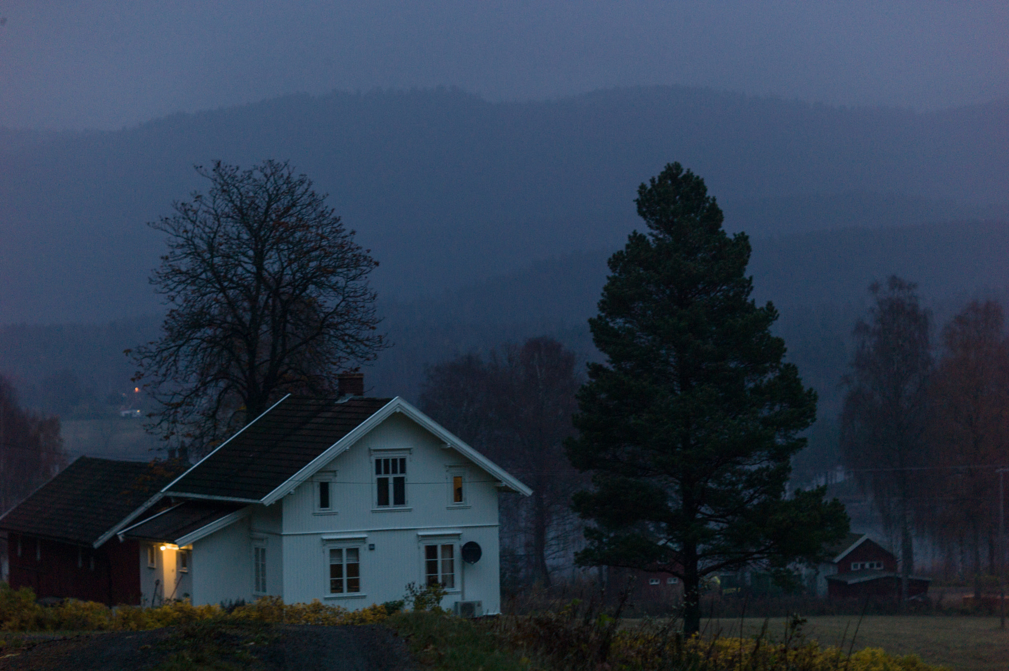 Summicron-M 50mm f/2 (III) sample photo. Sundown photography