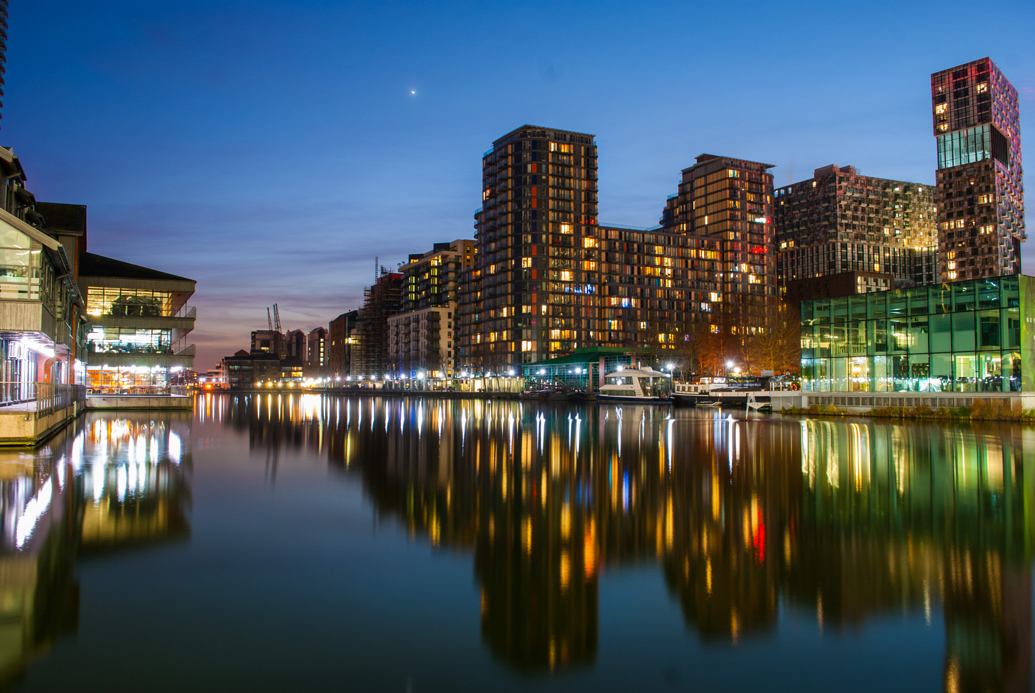 Nikon D80 sample photo. Isle of dogs, london, england. photography