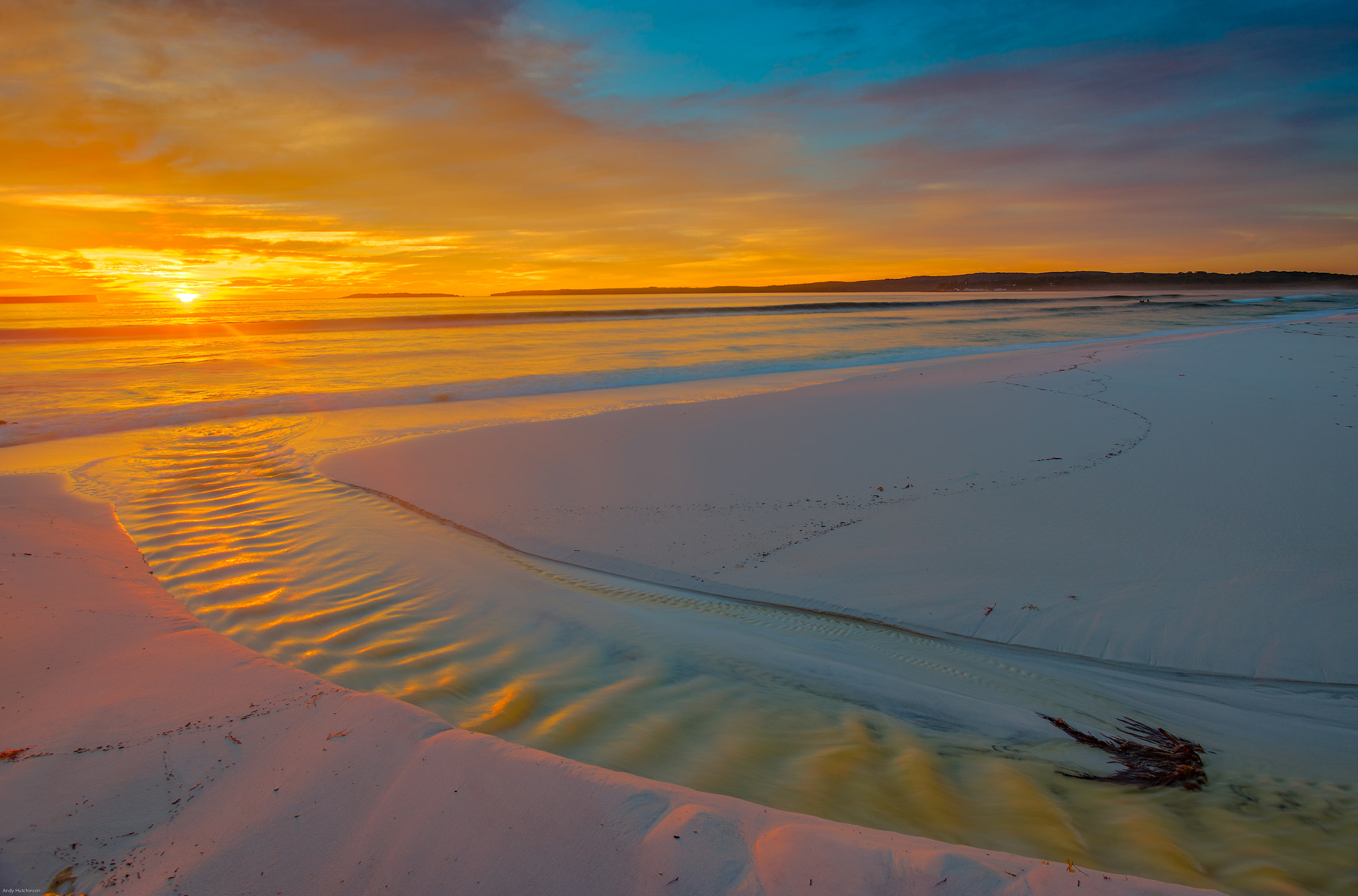 Canon EF-S 10-22mm F3.5-4.5 USM sample photo. Sailors beach photography