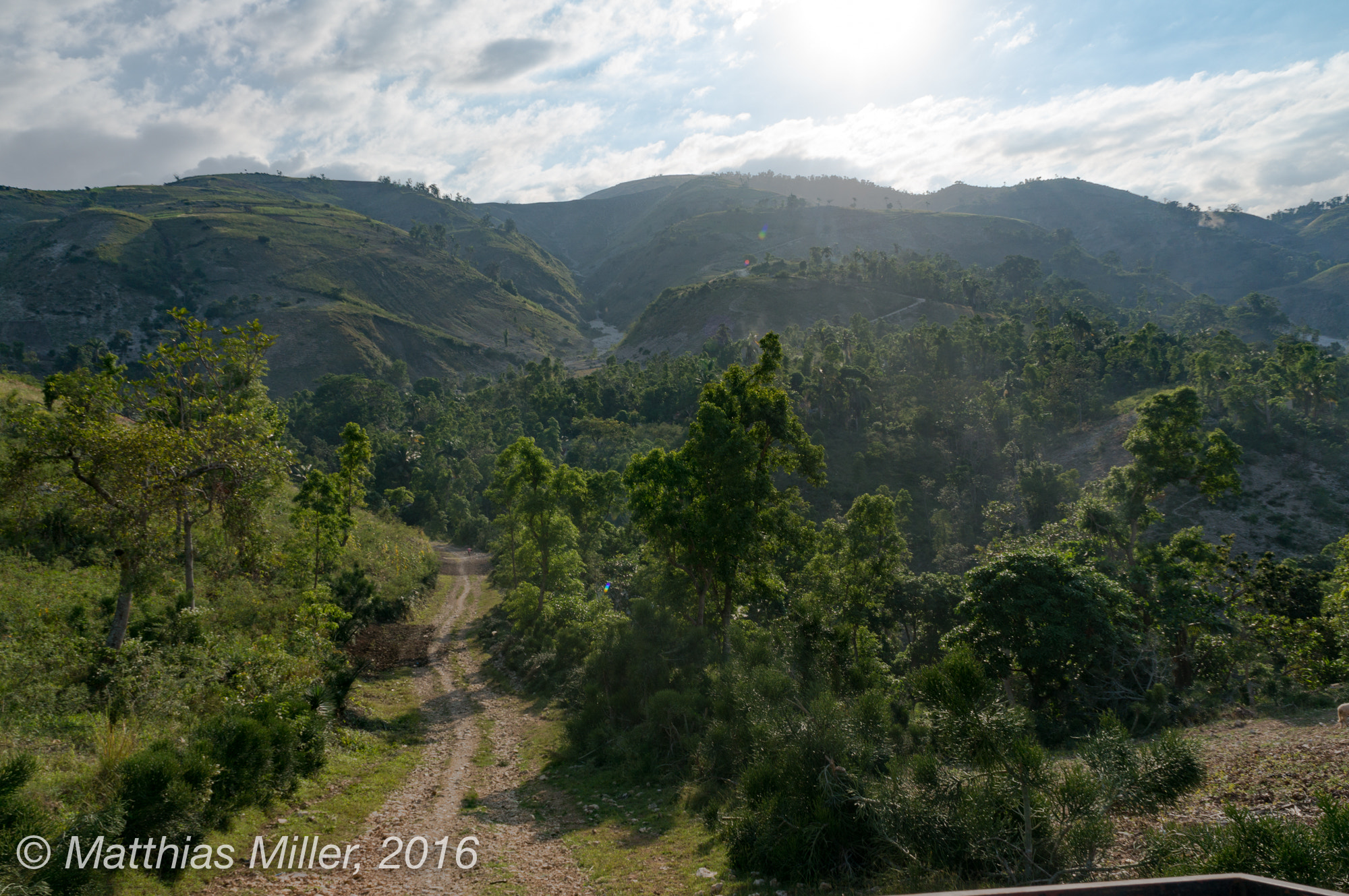 Sony Alpha NEX-5R + Sony E 18-55mm F3.5-5.6 OSS sample photo. Haiti december 2016 37.jpg photography