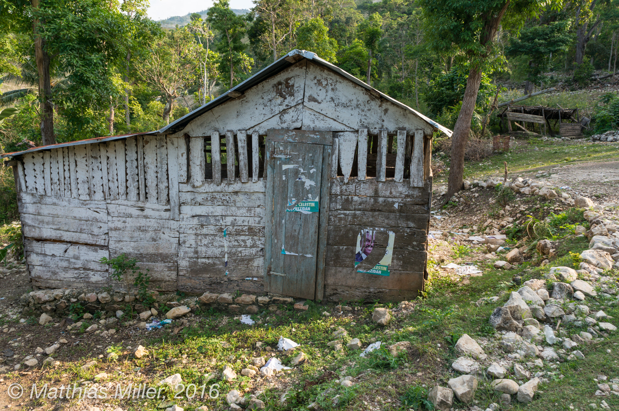 Sony Alpha NEX-5R + Sony E 18-55mm F3.5-5.6 OSS sample photo. Haiti december 2016 38.jpg photography
