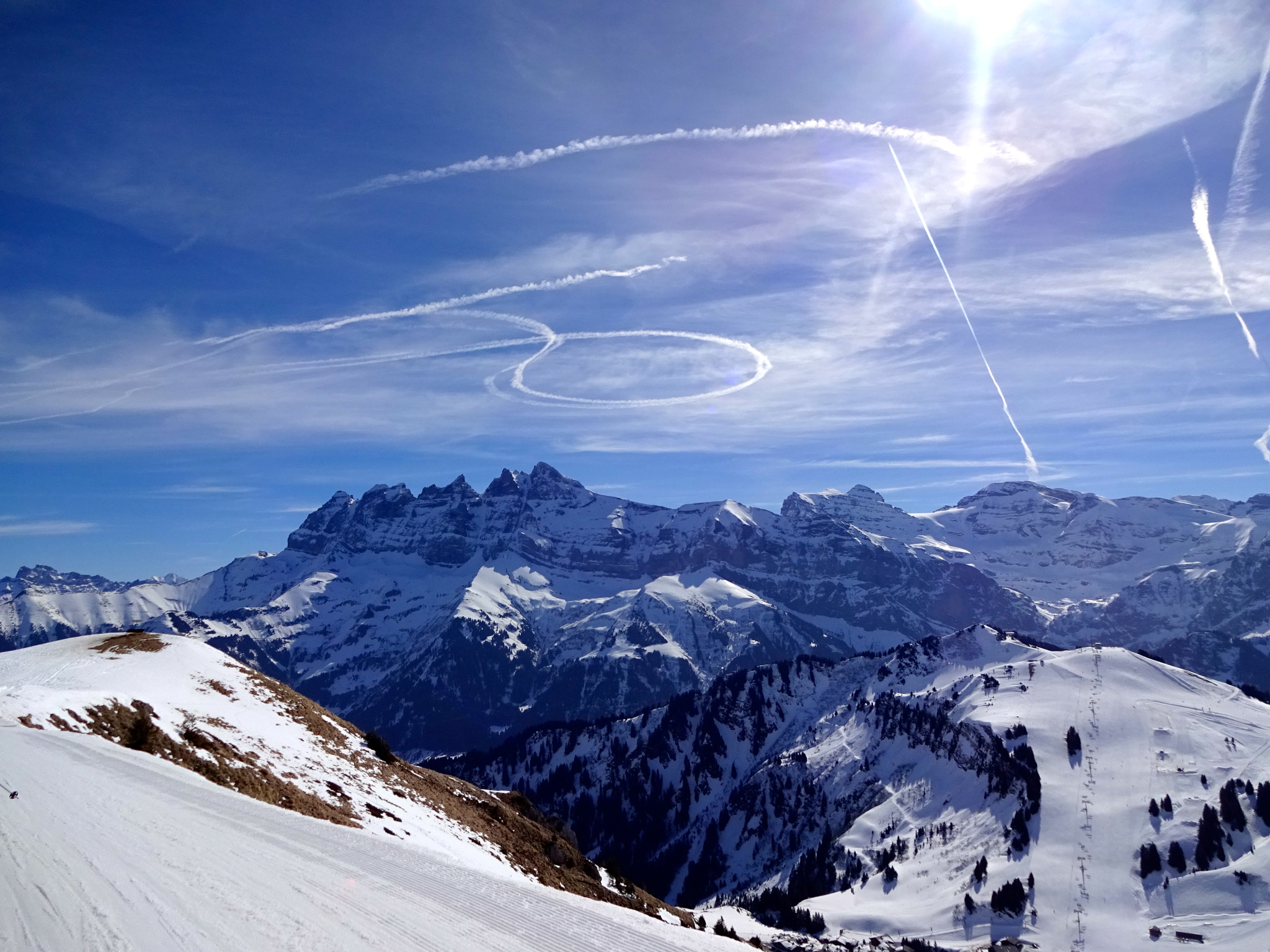 Sony Cyber-shot DSC-WX220 sample photo. Drawings in the sky photography
