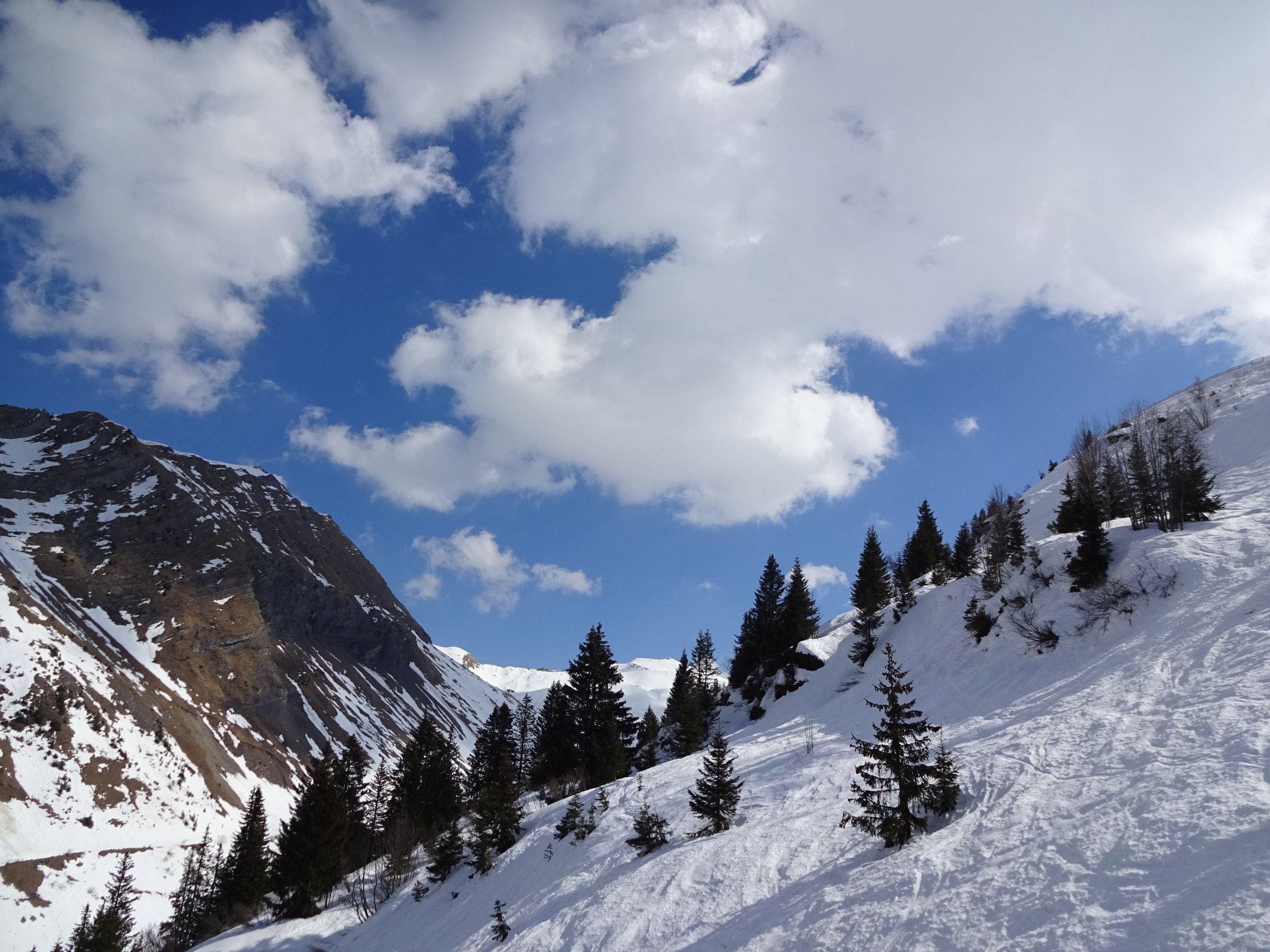 Sony Cyber-shot DSC-WX220 sample photo. Just sky and snow and mountains photography