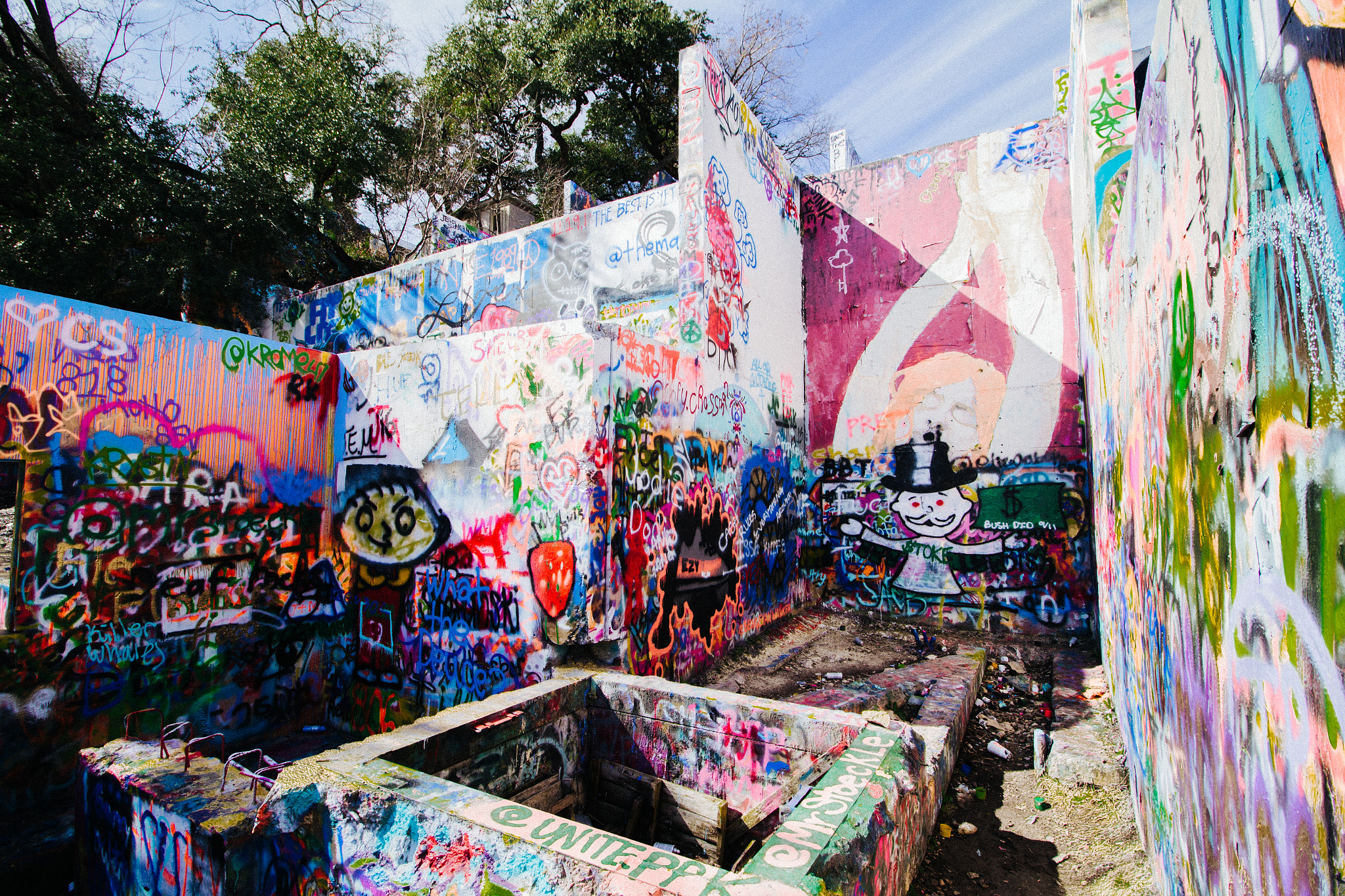 Canon EOS 60D sample photo. Graffiti. photography