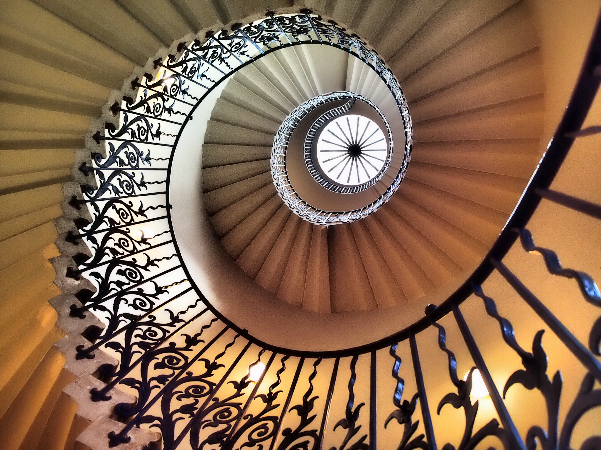 Olympus M.Zuiko Digital ED 12-40mm F2.8 Pro sample photo. The tulip stairs photography