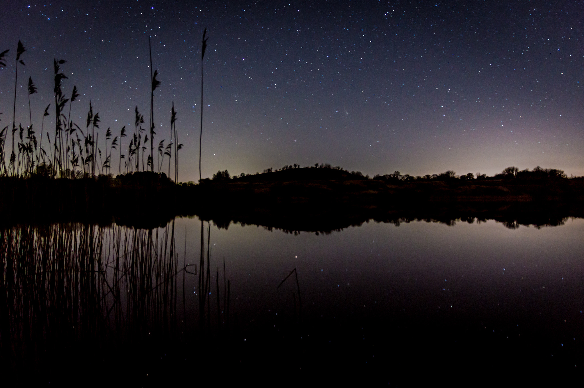 Sony SLT-A55 (SLT-A55V) sample photo. Rush and stars photography