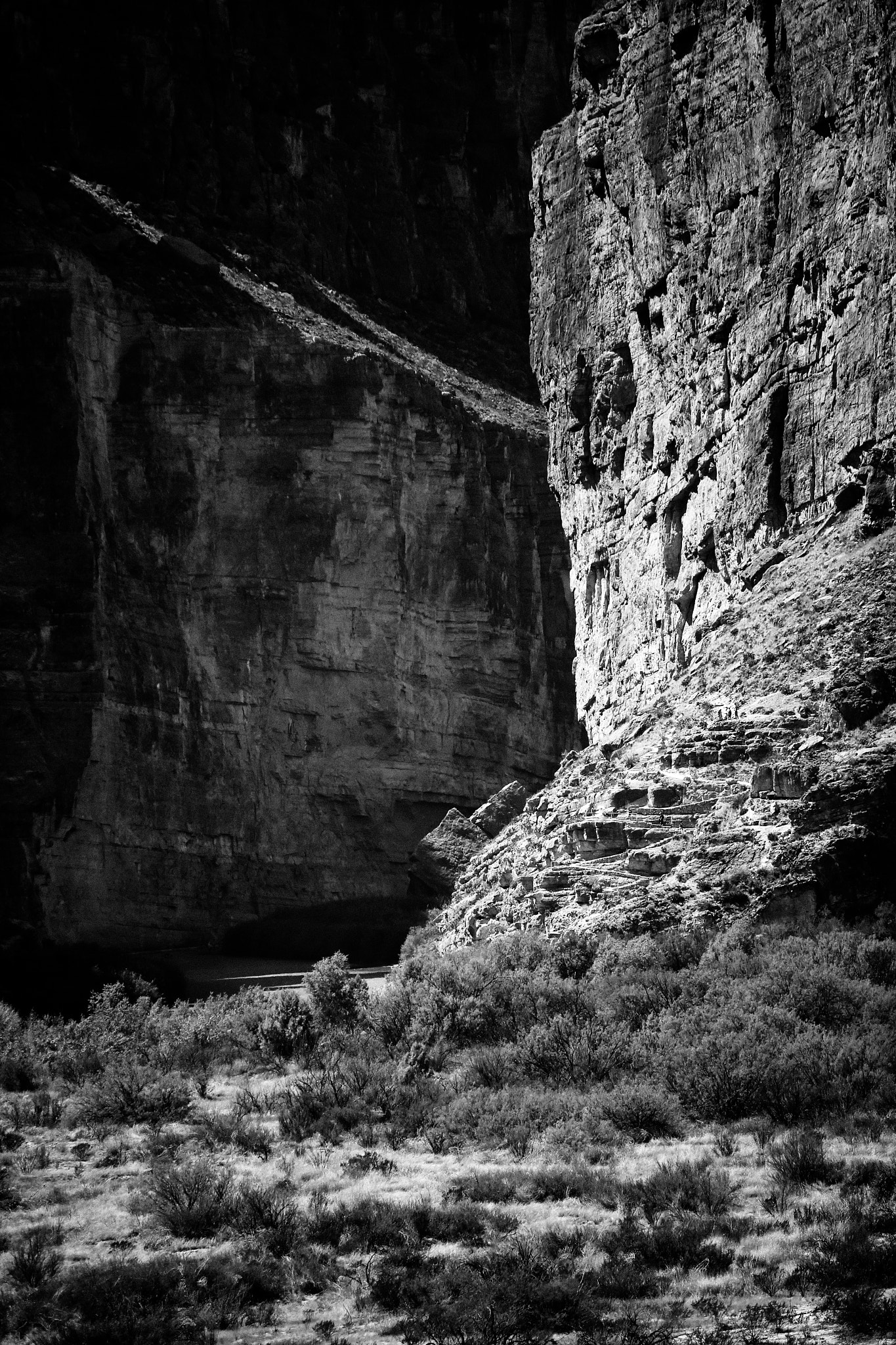 Canon EOS-1D X sample photo. Mexico meet the us photography