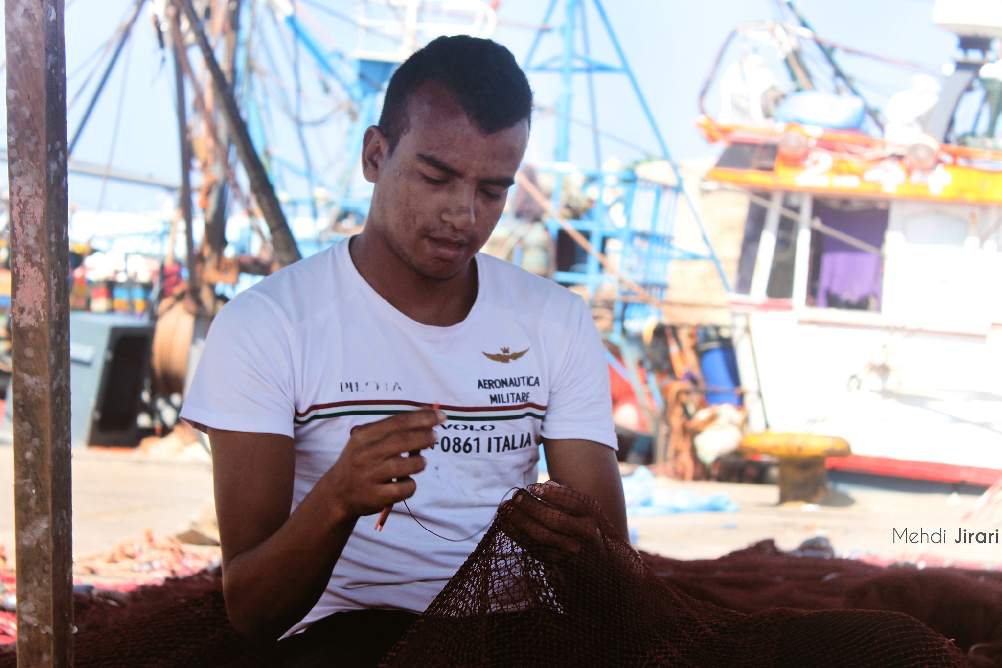 Canon EF-S 18-55mm F3.5-5.6 IS sample photo. Moroccan worker photography
