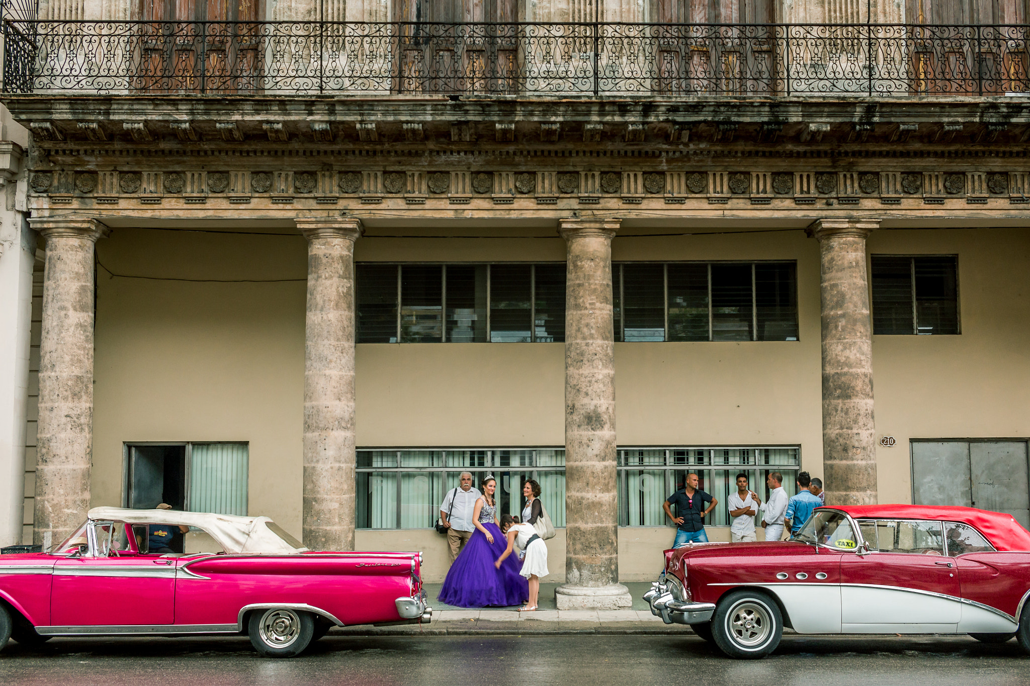 Canon EF-S 24mm F2.8 STM sample photo. Calles de la habana photography