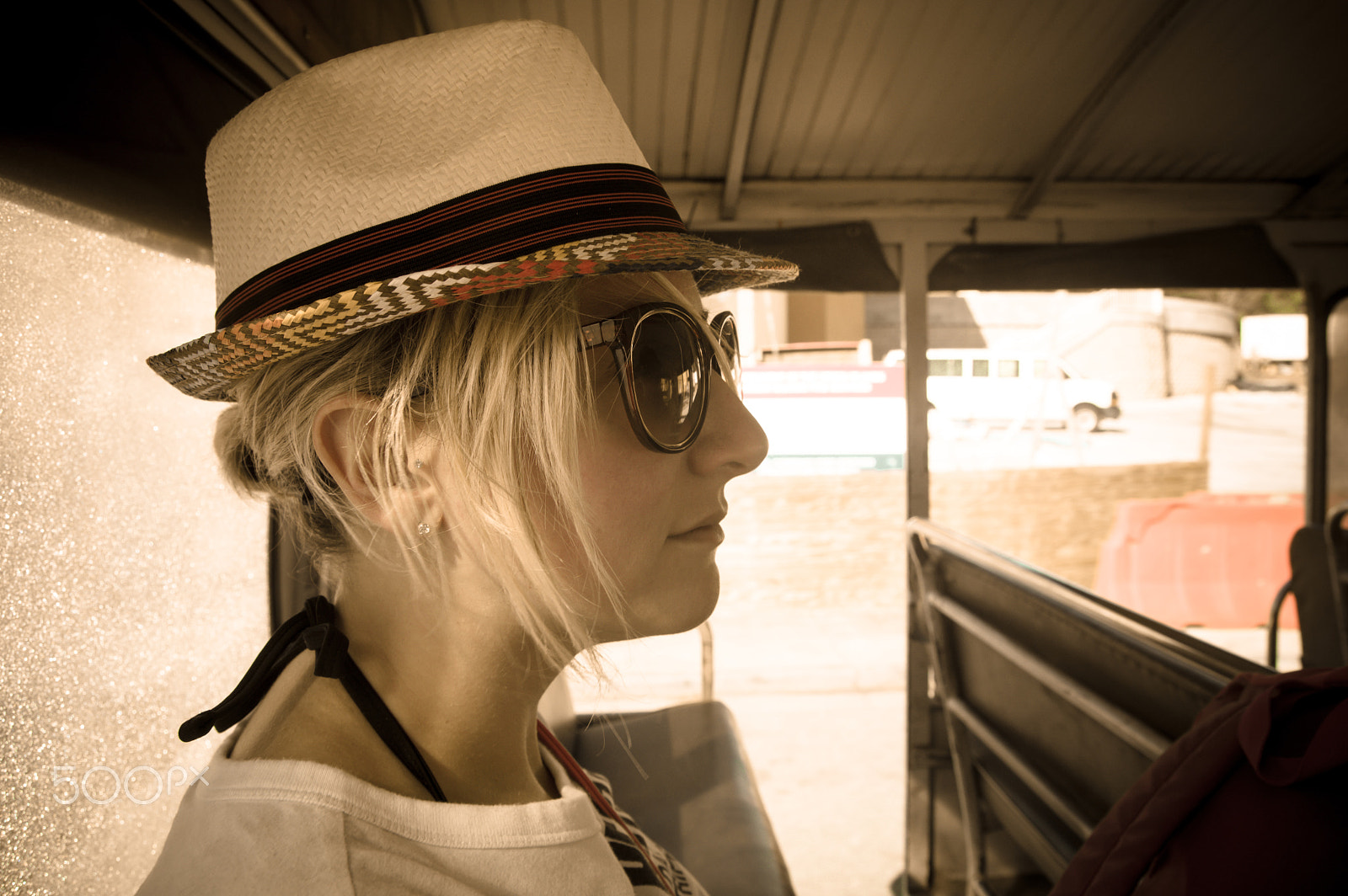 Pentax K-3 II sample photo. Waiting photography