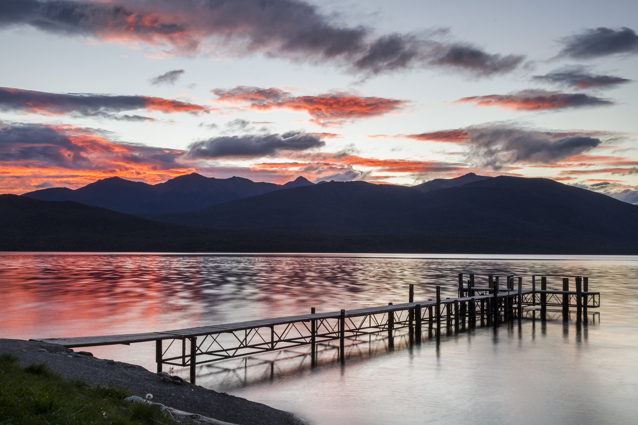 Sigma 10-20mm F3.5 EX DC HSM sample photo. Lake te-anau photography
