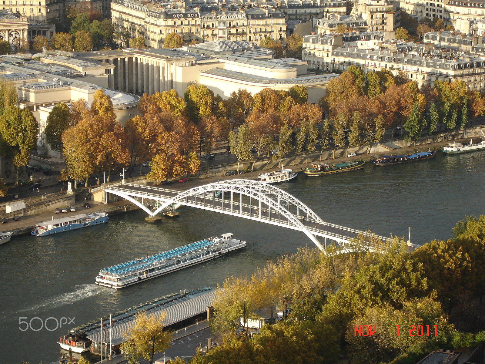 Sony DSC-P200 sample photo. Seine river cruise photography