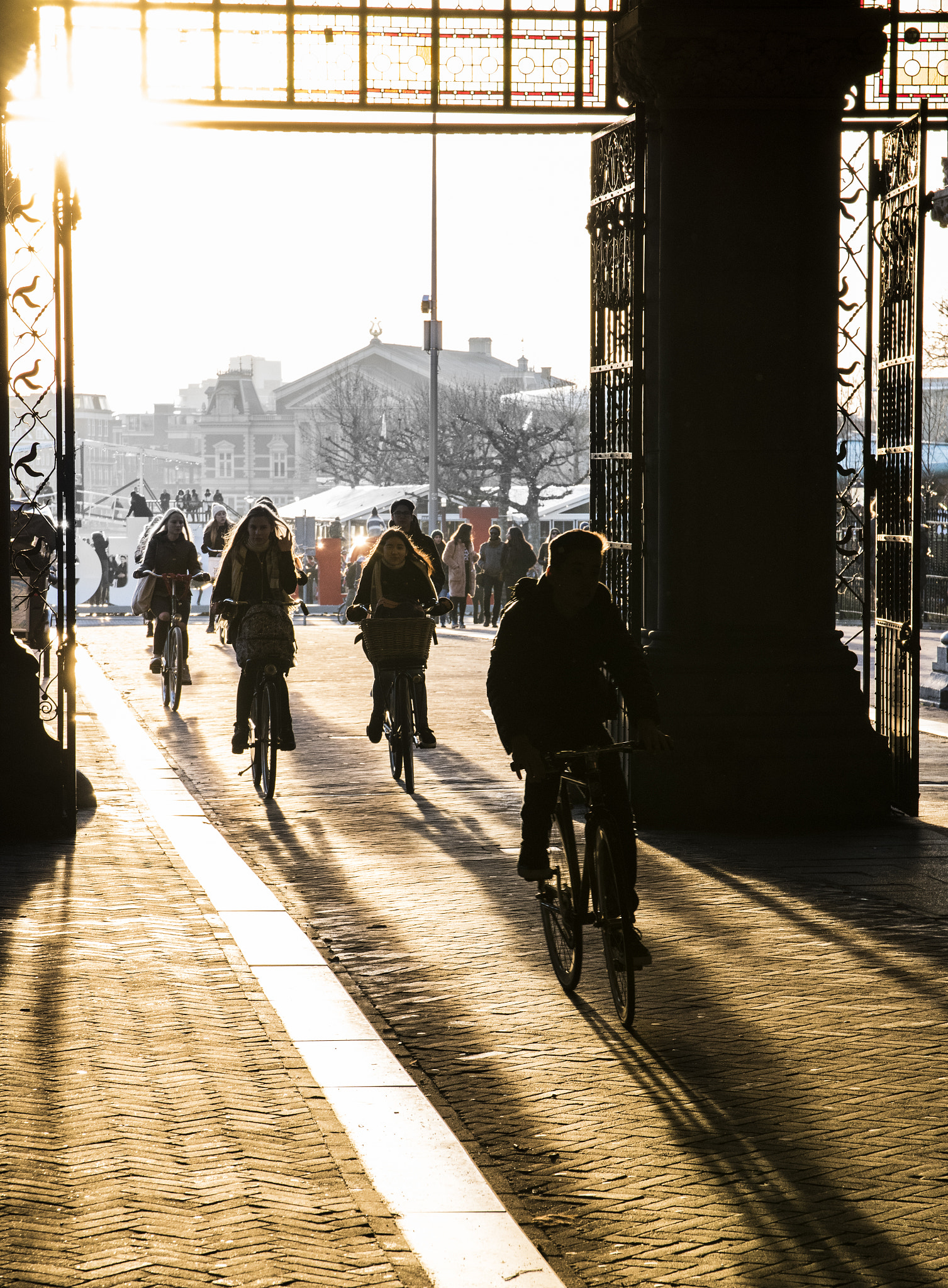 Nikon D5500 + Sigma 17-70mm F2.8-4 DC Macro OS HSM | C sample photo. Biking through rijksmuseum photography