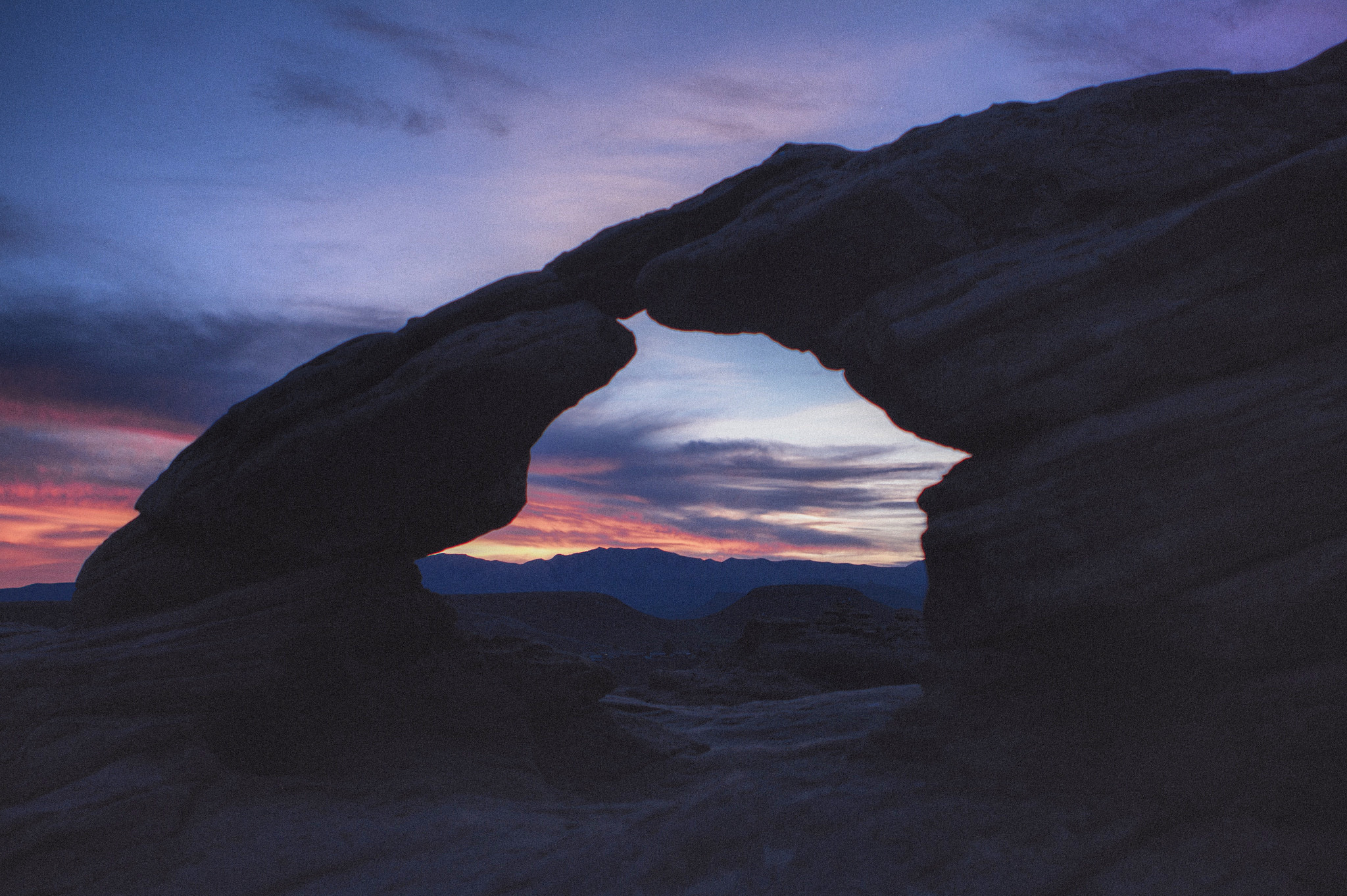 Canon EOS 7D + Canon EF 24-70mm F2.8L USM sample photo. The desert sun bid us goodnight, and we lived for the anticipation of the next day. photography