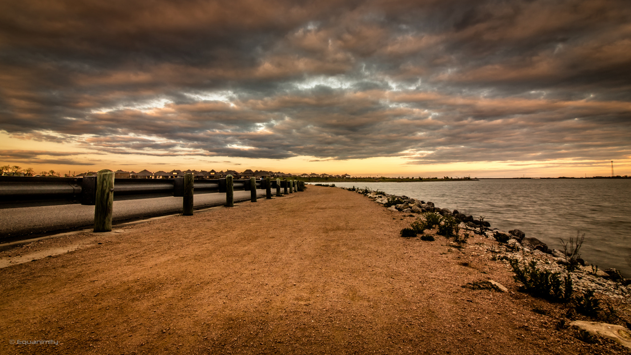 Canon EOS 750D (EOS Rebel T6i / EOS Kiss X8i) sample photo. Golden hours path - roads, trails and water photography