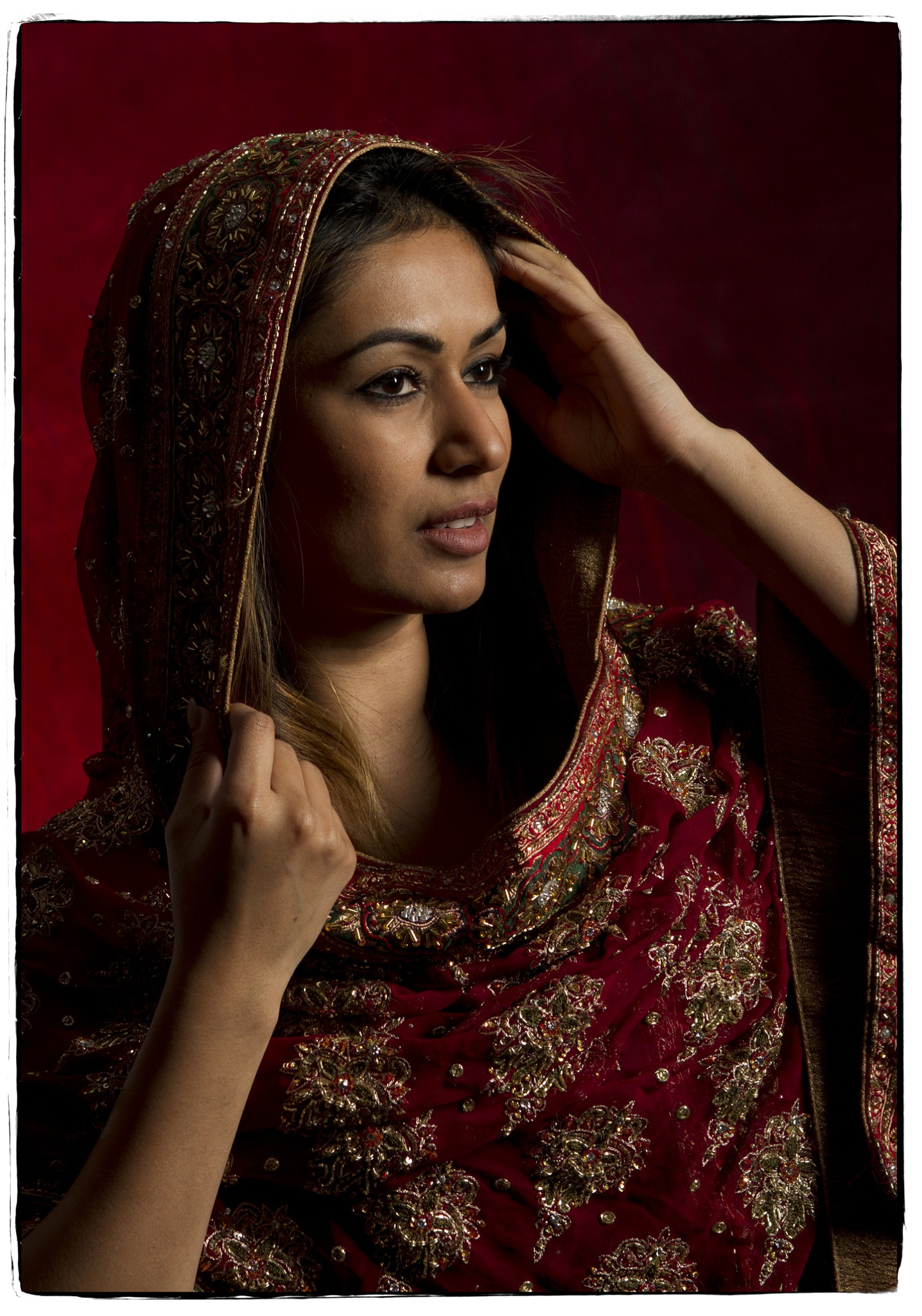 Canon EOS 7D + Canon EF 24-70mm F2.8L USM sample photo. Shalini in red. photography