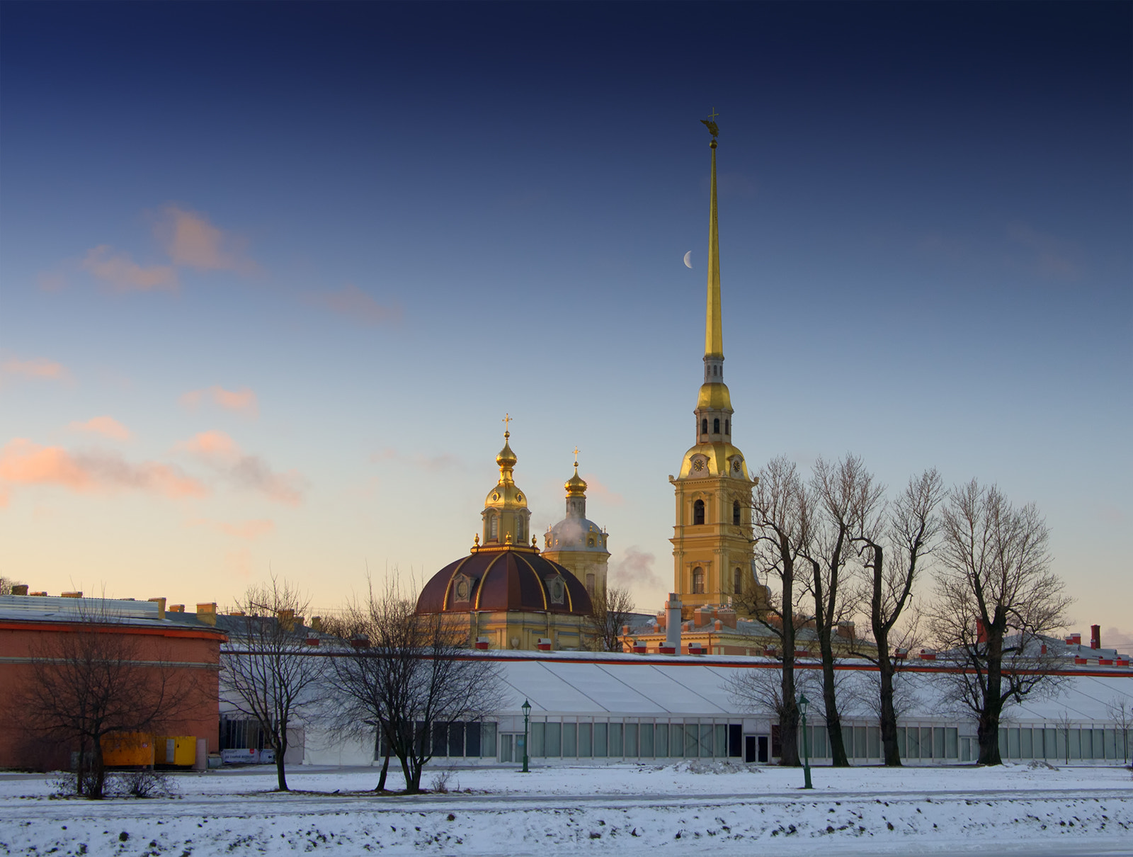 Pentax smc DA 16-45mm F4 ED AL sample photo. St. petersburg photography