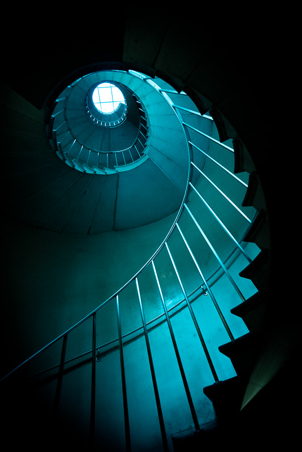 Samyang 14mm F2.8 ED AS IF UMC sample photo. Spiral staircase iii photography