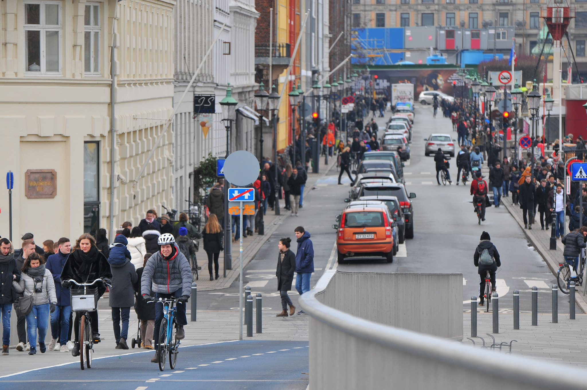 Nikon D300 sample photo. Cycling,nyhavn cph photography