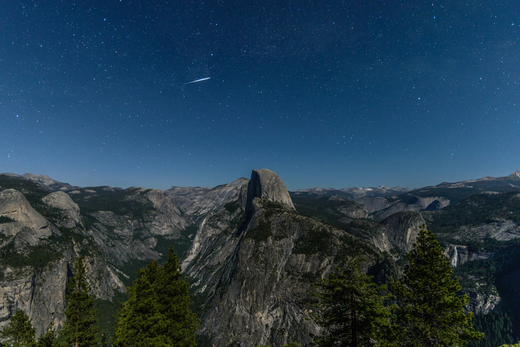 Nikon D610 sample photo. Meteor over half dome photography